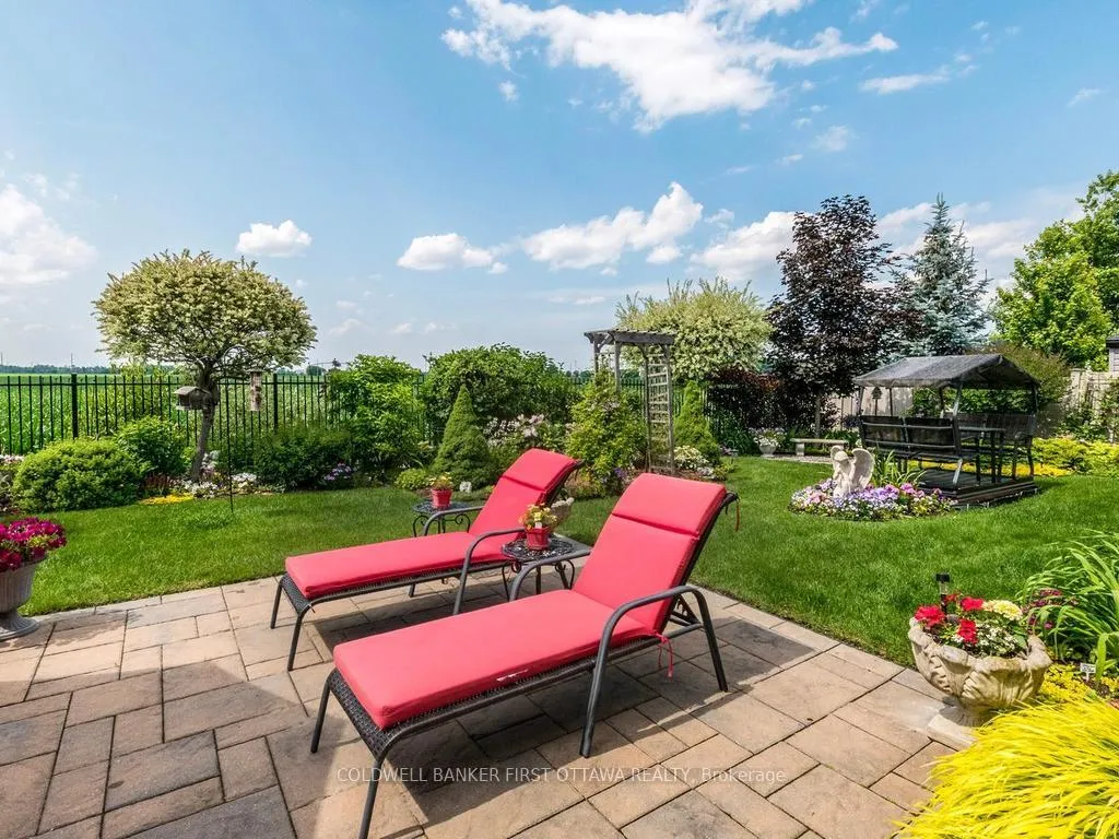 Photo 42 of 76 Bald Eagle Crescent, Ottawa, Richmond — HOMEH