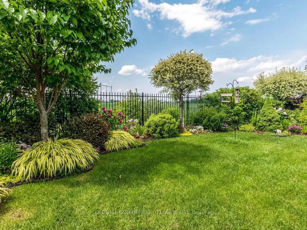 Photo 47 of 76 Bald Eagle Crescent, Ottawa, Richmond — HOMEH