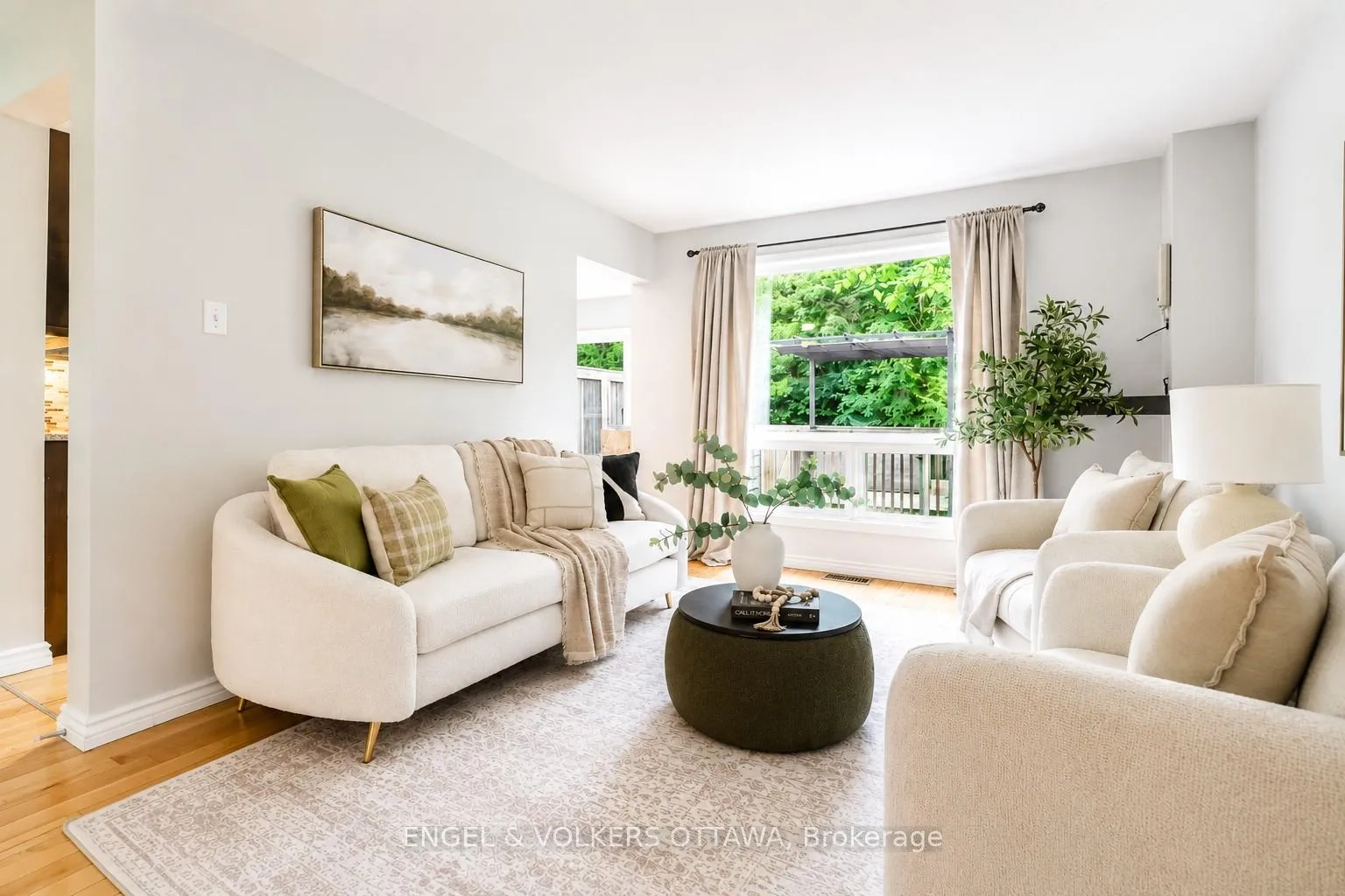 Photo 11 of 77 Whalings Circle, Ottawa, Stittsville (Central) — HOMEH