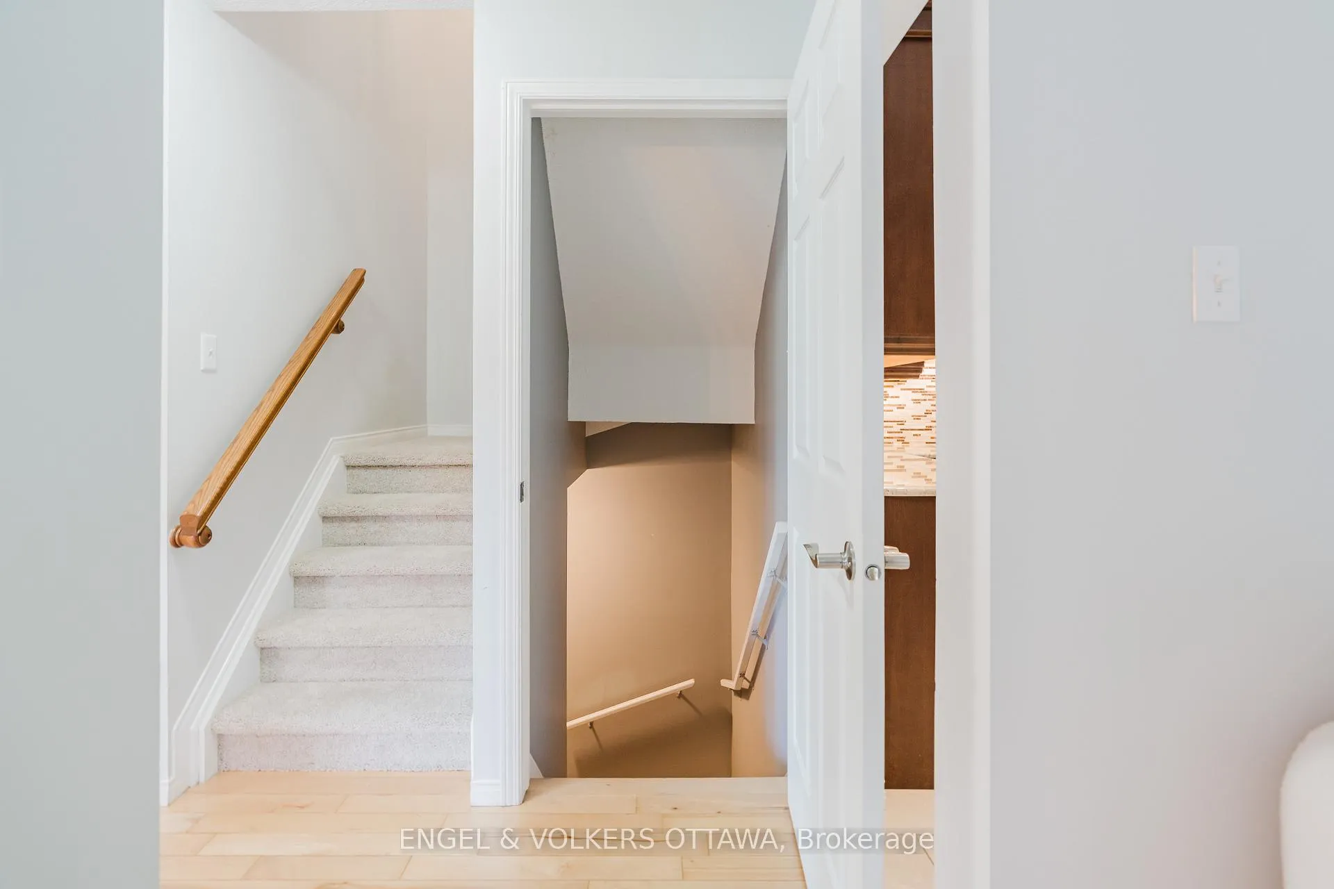 Photo 31 of 77 Whalings Circle, Ottawa, Stittsville (Central) — HOMEH