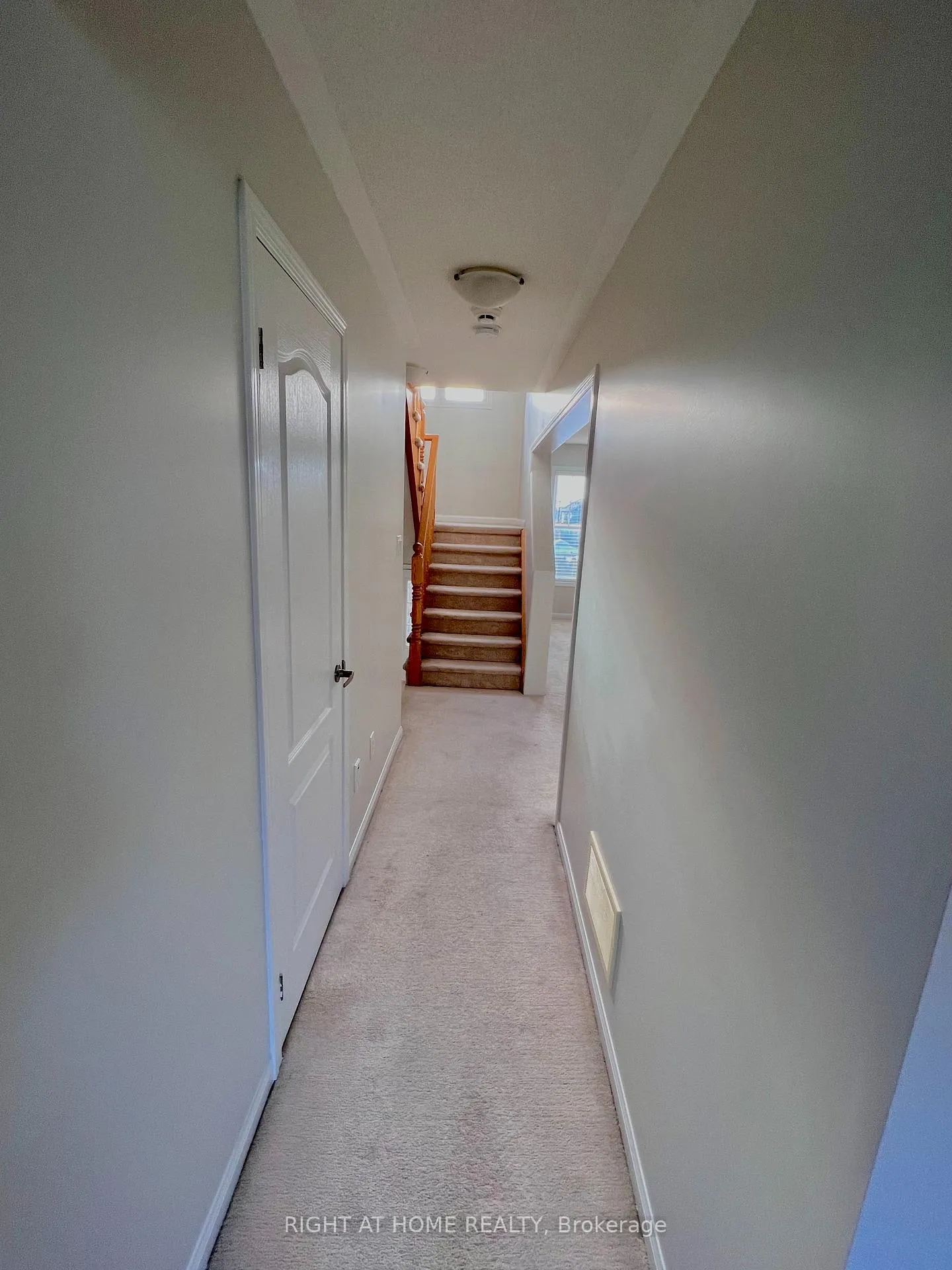 Photo 12 of 2385 Coho Way, Oakville, Westmount — HOMEH