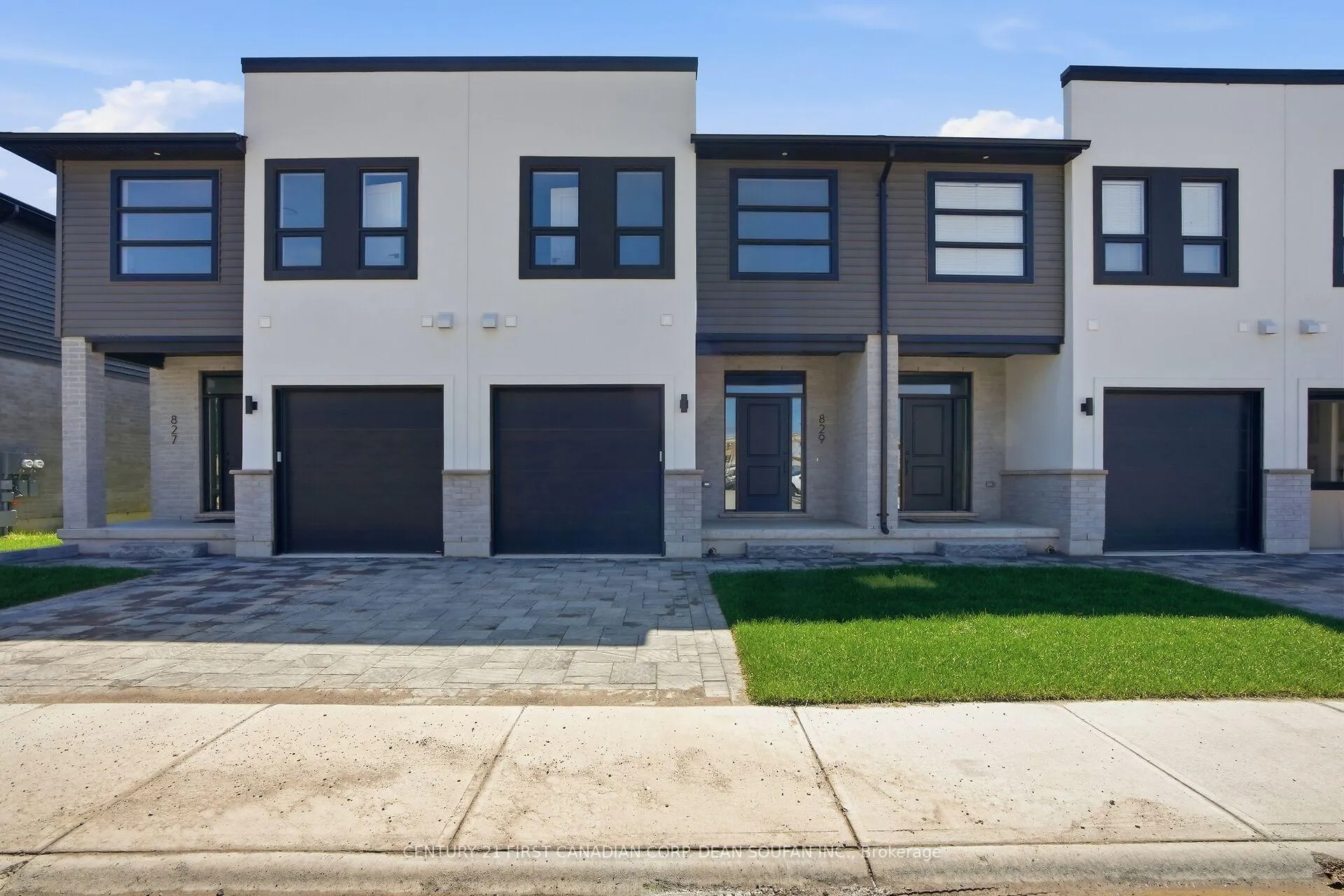 Photo 1 of 857 Catalpa Square, London, North E — HOMEH