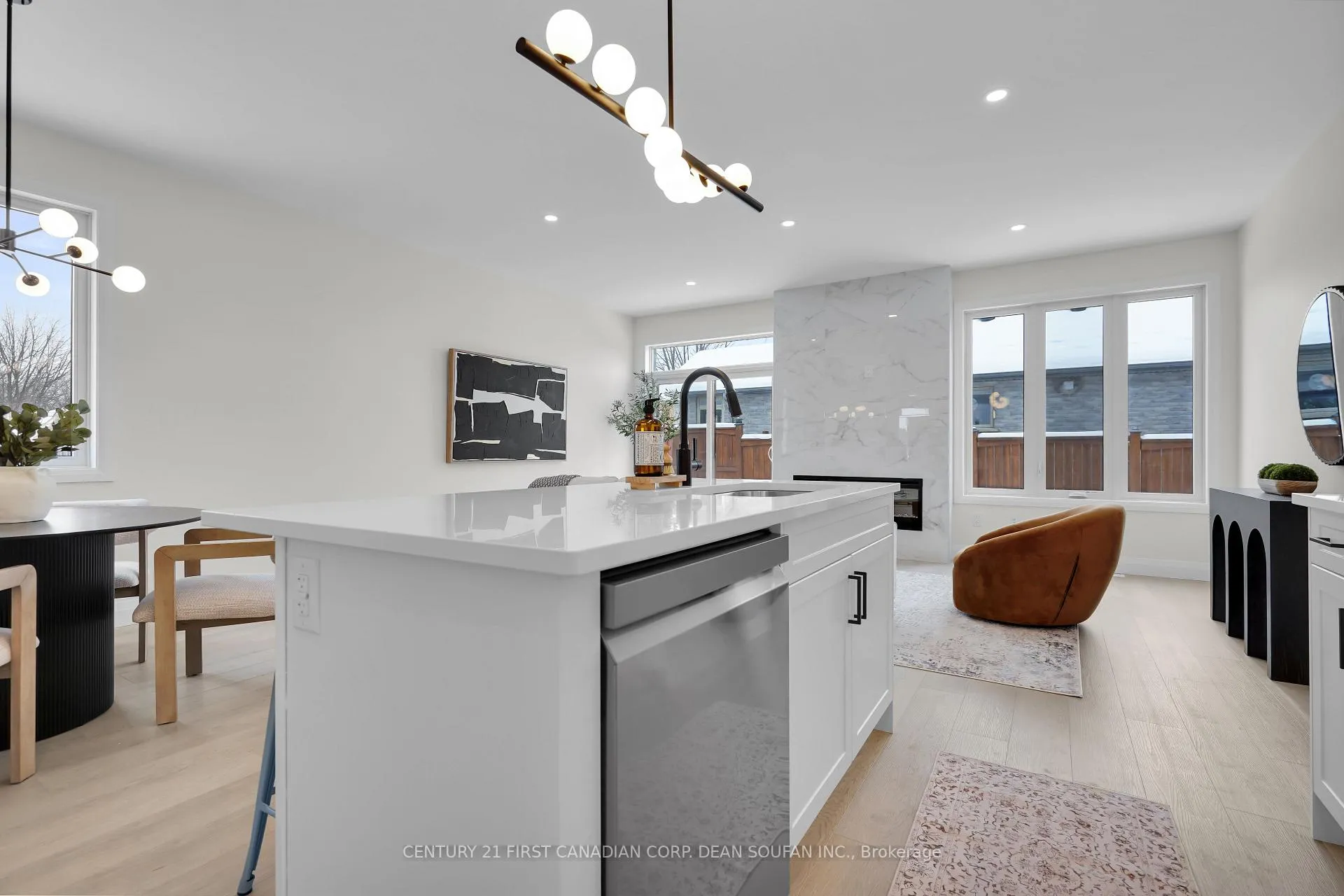 Photo 18 of 795 Catalpa Square, London, North E — HOMEH