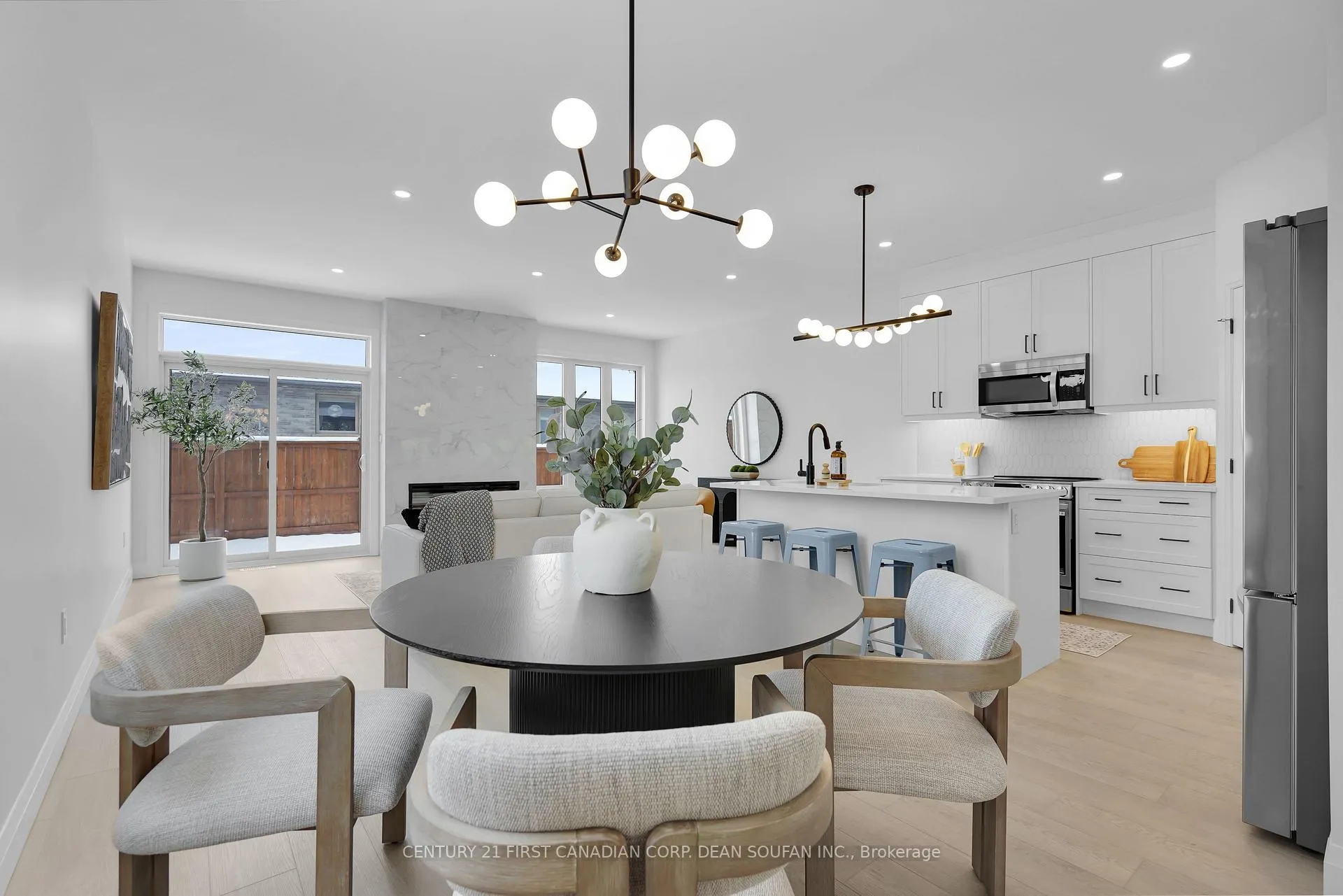 Photo 20 of 795 Catalpa Square, London, North E — HOMEH