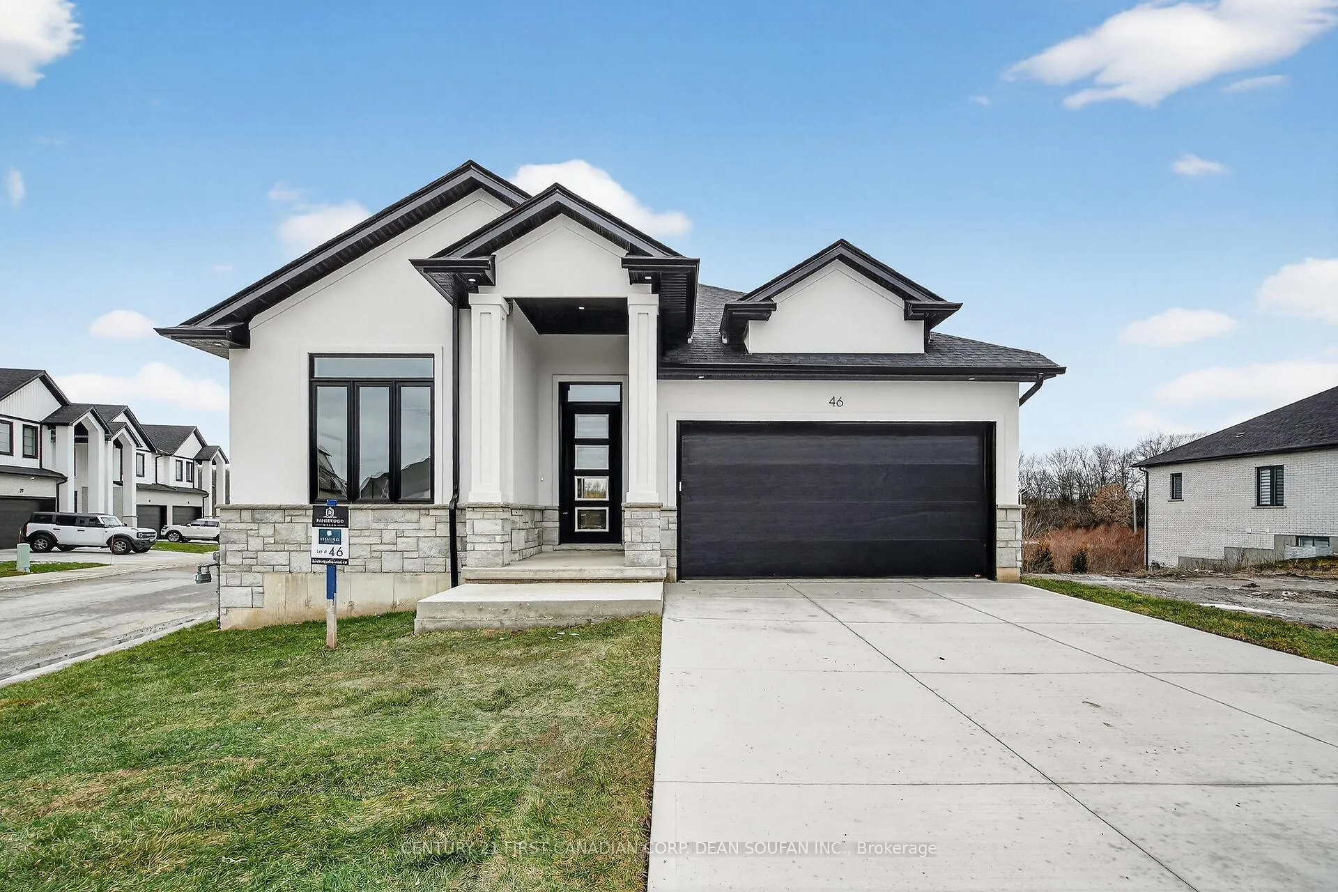 Front of Unit 46, 3425 Grand Oak Crossing