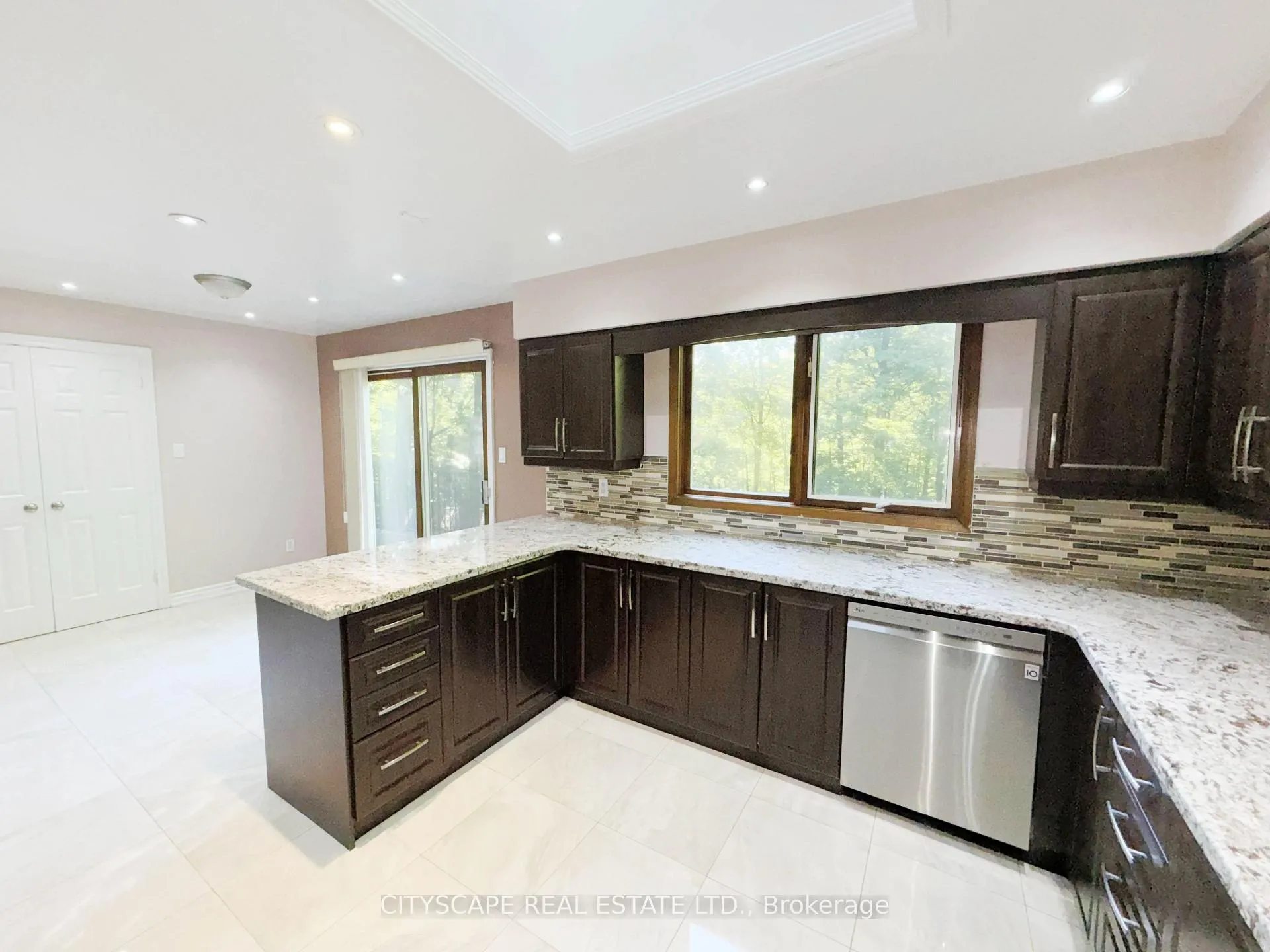 Photo 17 of 2194 Lower Base Line, Oakville, Rural Oakville — HOMEH