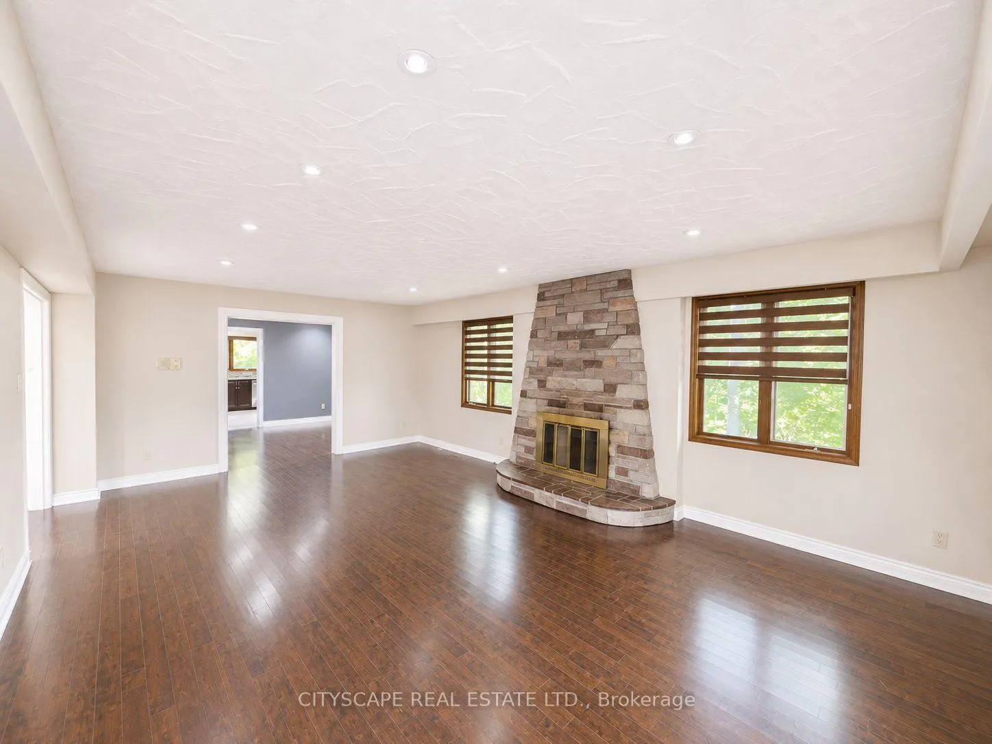 Photo 24 of 2194 Lower Base Line, Oakville, Rural Oakville — HOMEH