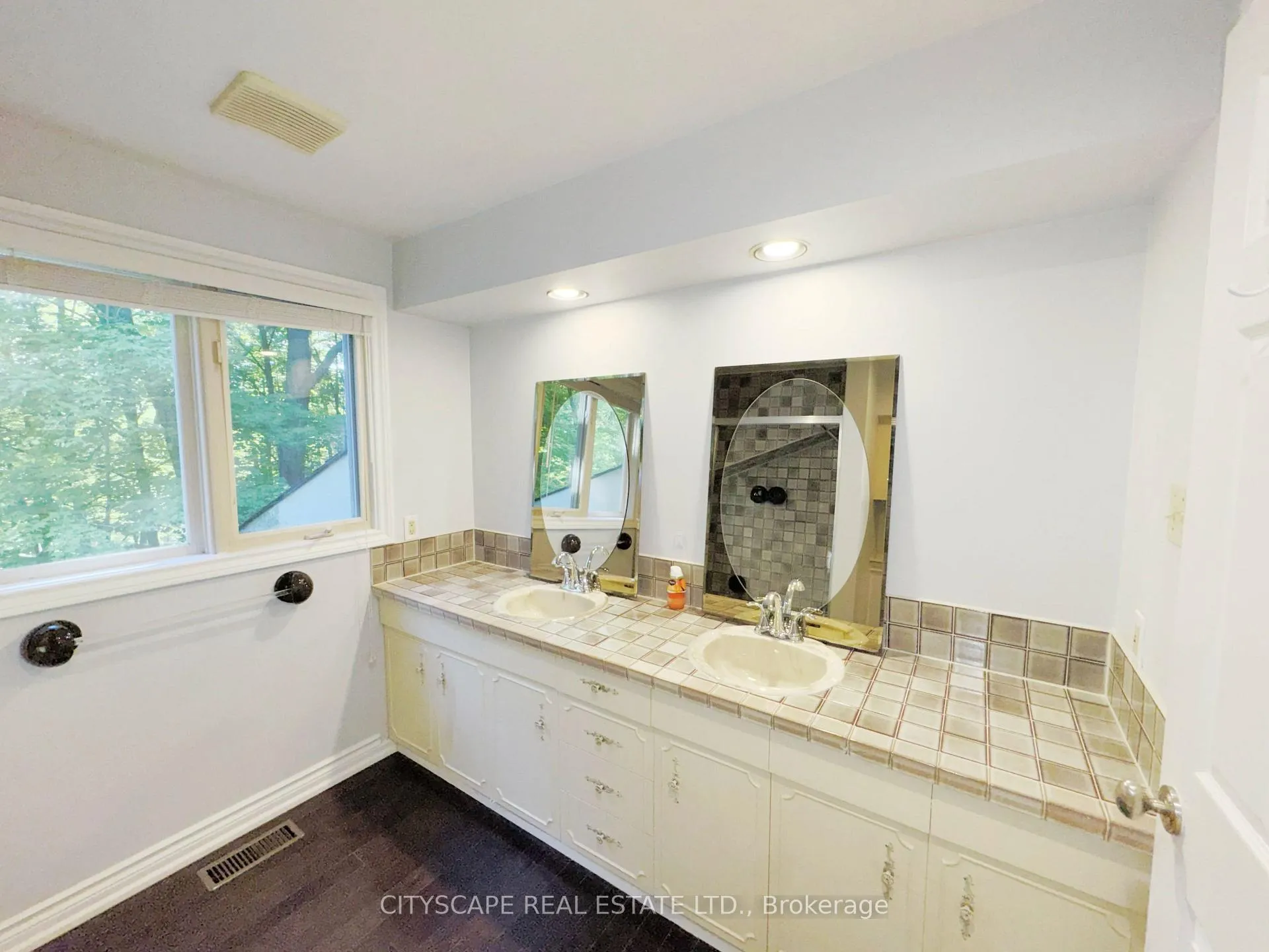 Photo 31 of 2194 Lower Base Line, Oakville, Rural Oakville — HOMEH