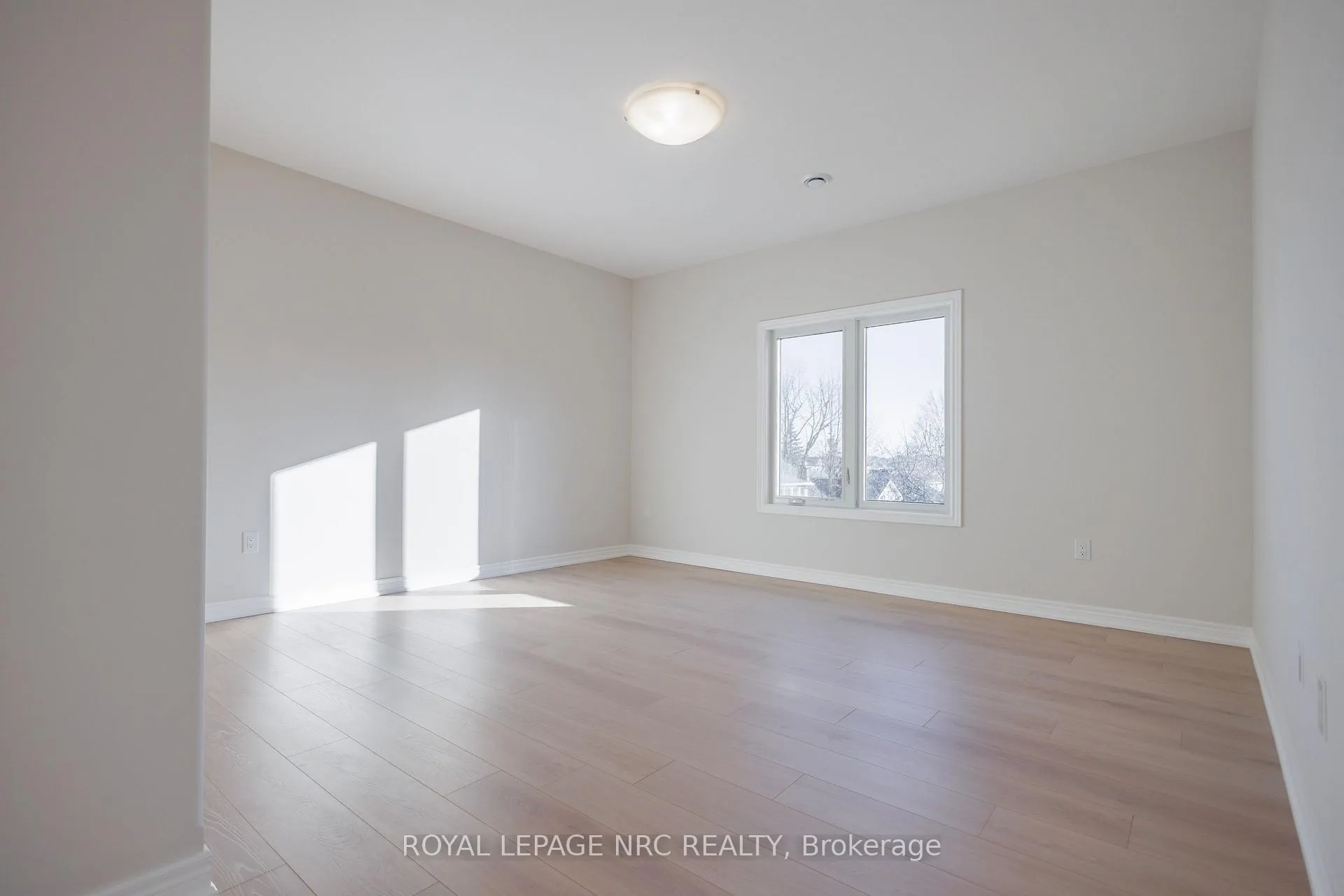 Photo 6 of Unit 2A, 41 St. Davids Road W, Thorold, Thorold Downtown — HOMEH