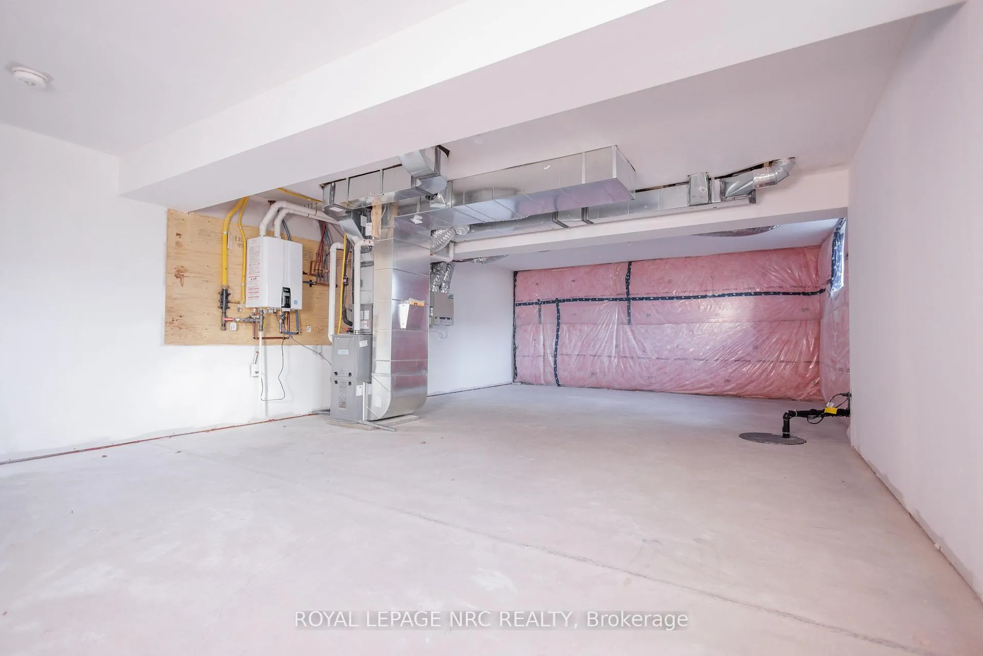 Photo 13 of Unit 2A, 41 St. Davids Road W, Thorold, Thorold Downtown — HOMEH