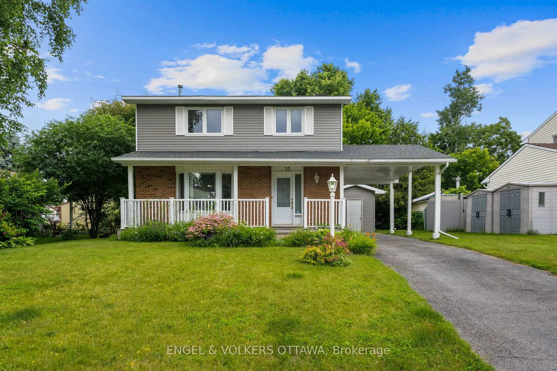 Photo 1 of 25 Antler Avenue, Ottawa, Barrhaven - On the Green — HOMEH