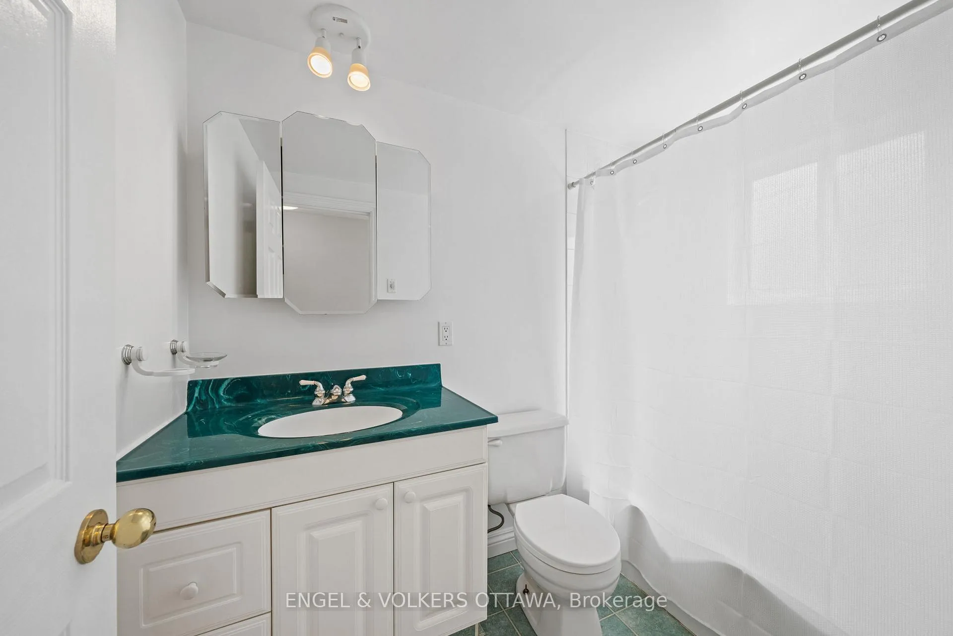 Photo 36 of 25 Antler Avenue, Ottawa, Barrhaven - On the Green — HOMEH