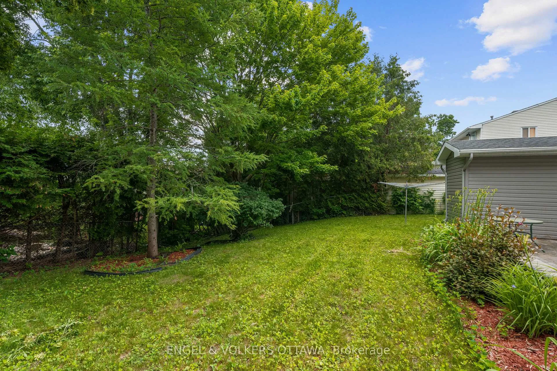 Photo 42 of 25 Antler Avenue, Ottawa, Barrhaven - On the Green — HOMEH