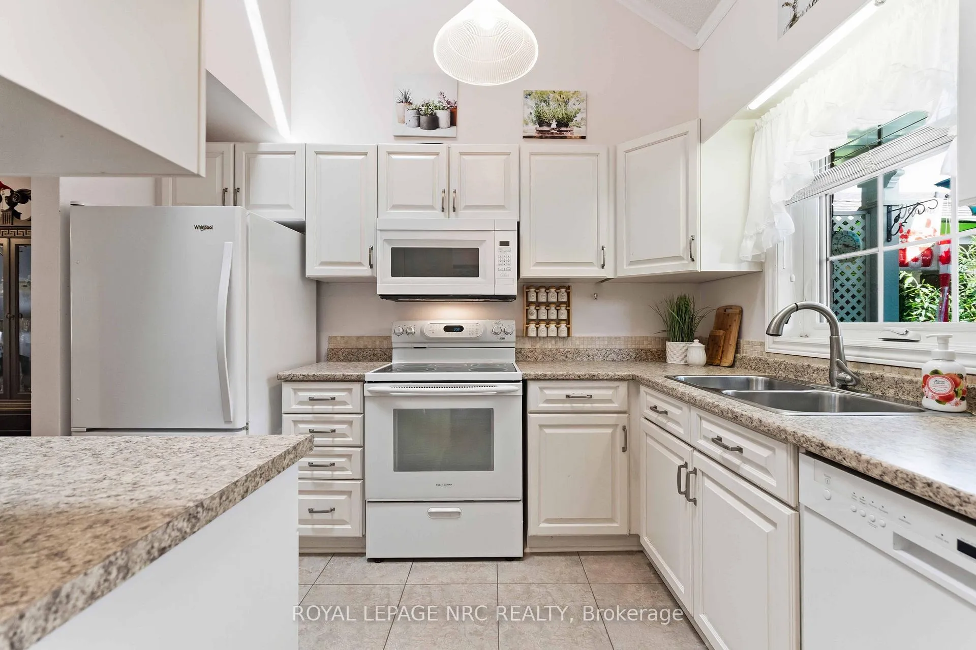 Photo 5 of 4107 Diana Park, Lincoln, Lincoln-Jordan/Vineland — HOMEH