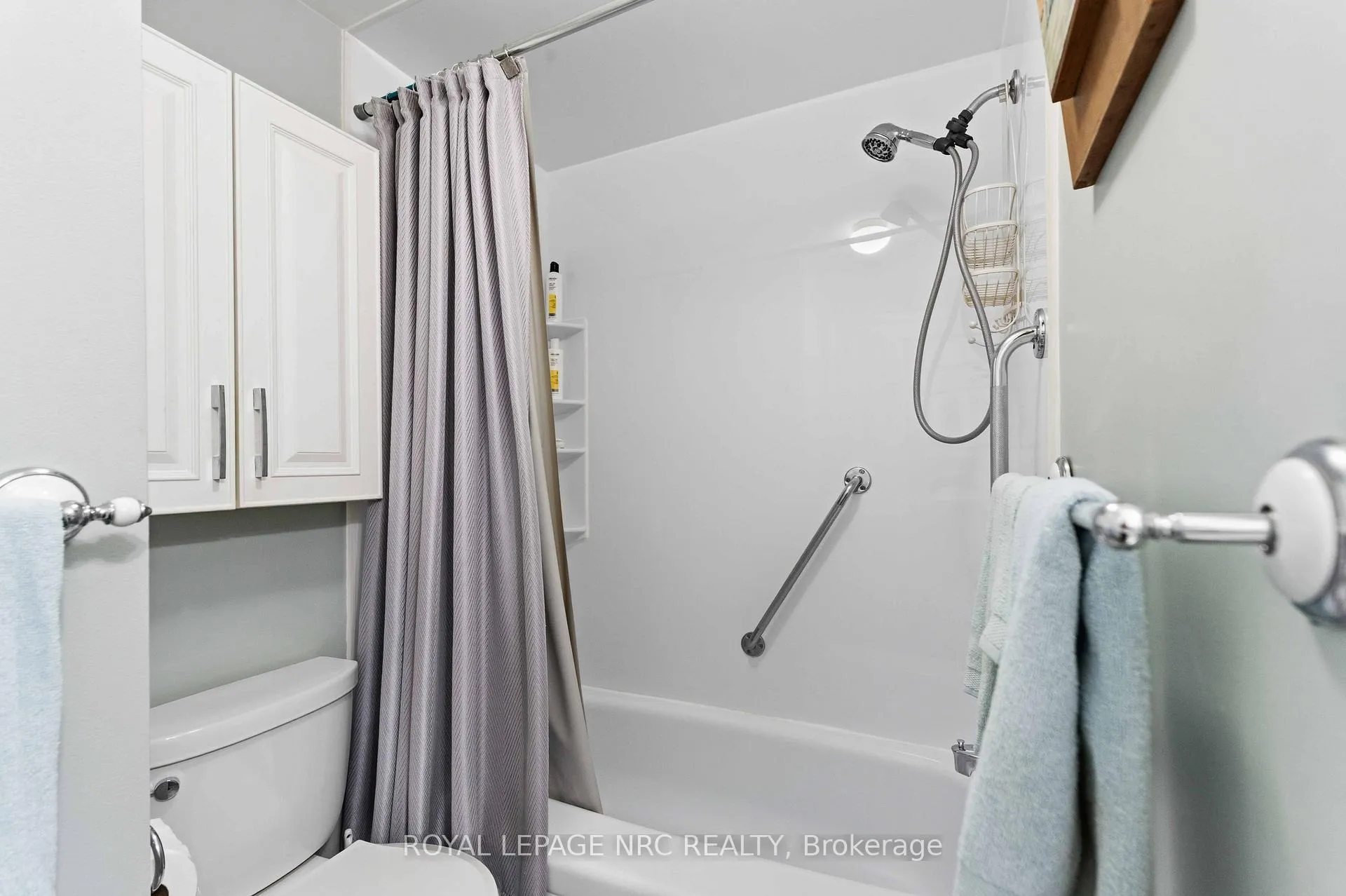 Photo 18 of 4107 Diana Park, Lincoln, Lincoln-Jordan/Vineland — HOMEH
