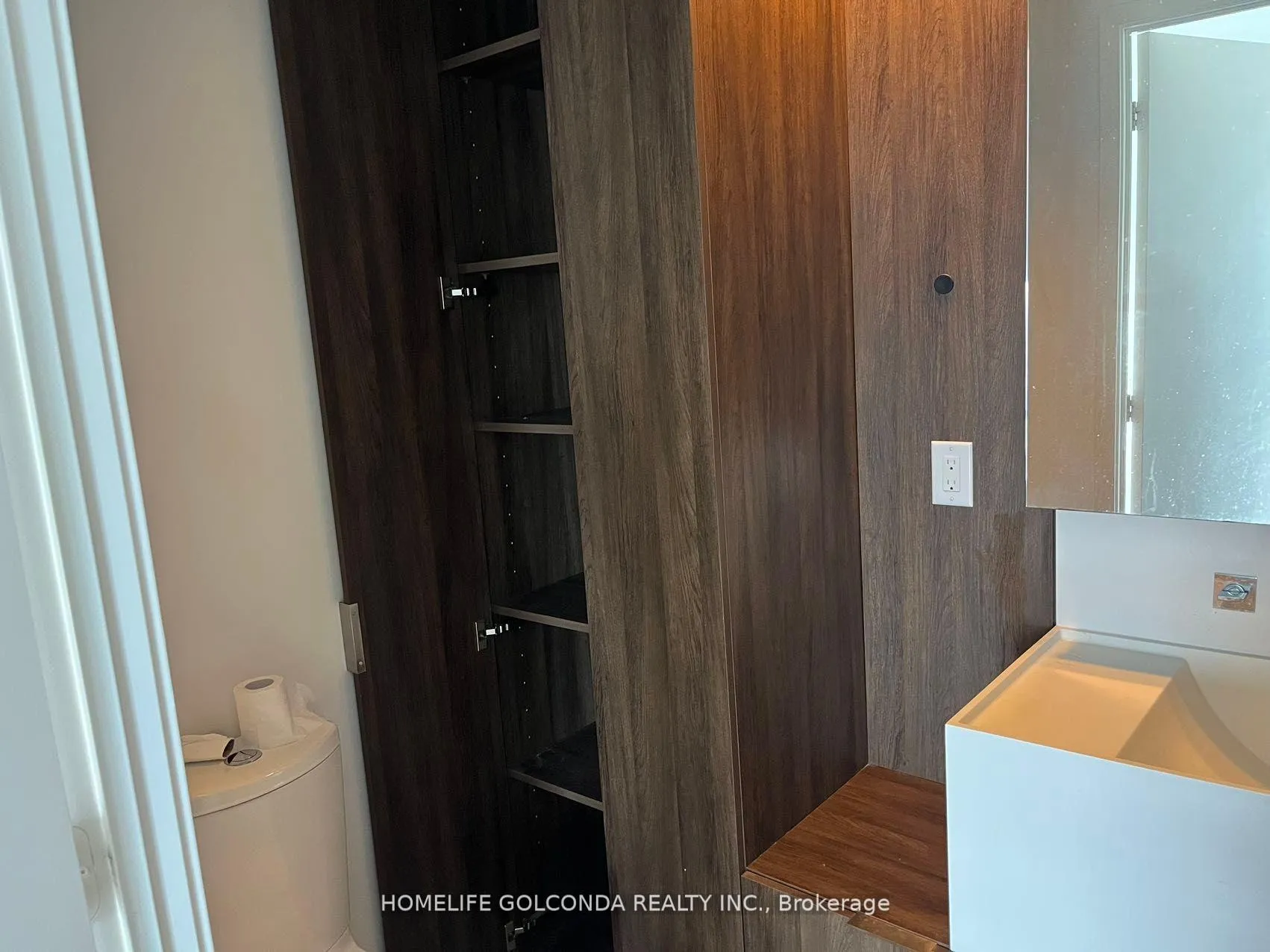Photo 16 of Unit 5608, 1 Bloor Street E, Toronto, Church-Yonge Corridor — HOMEH