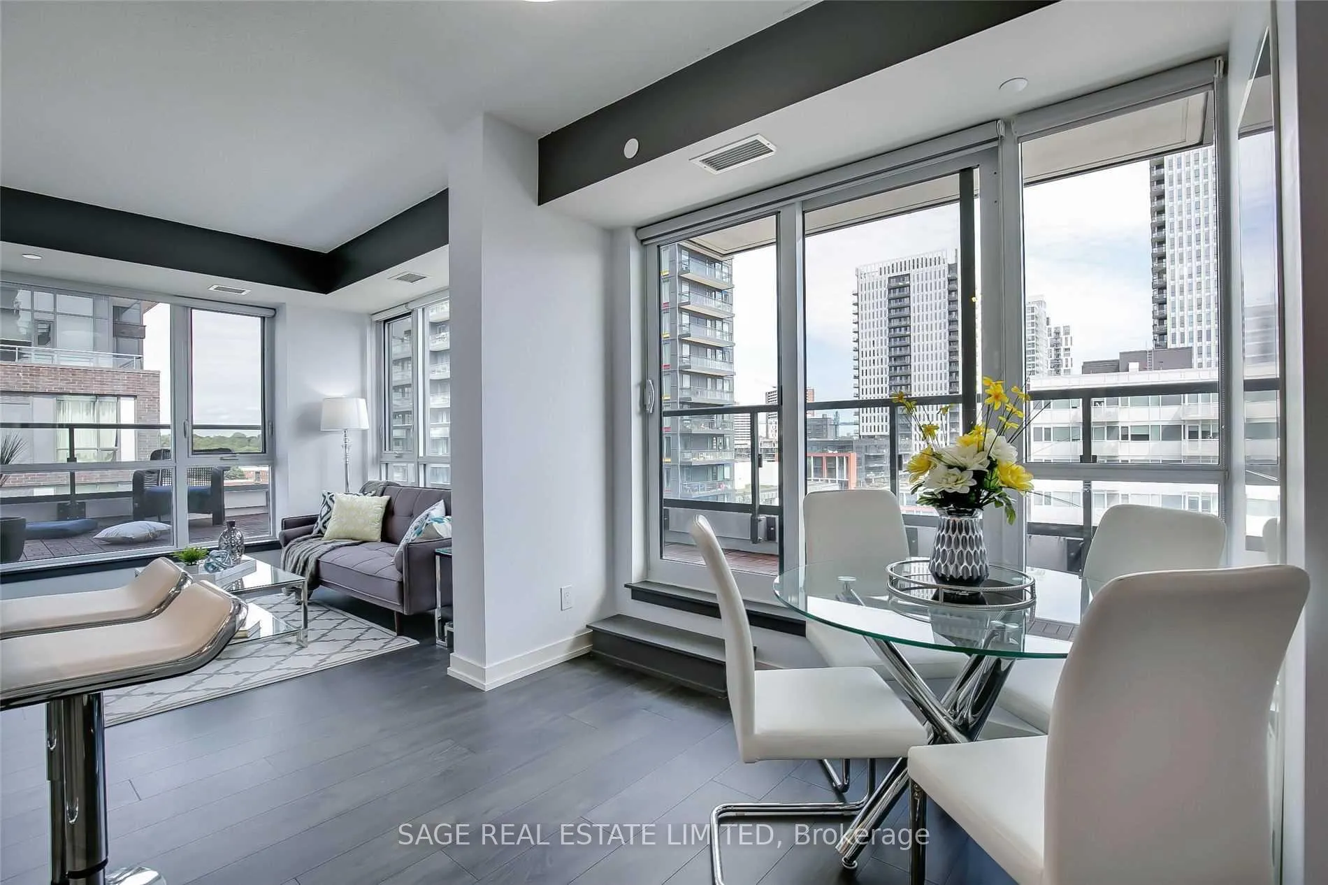 Photo 1 of Unit 810, 200 Sackville Street, Toronto, Regent Park — HOMEH