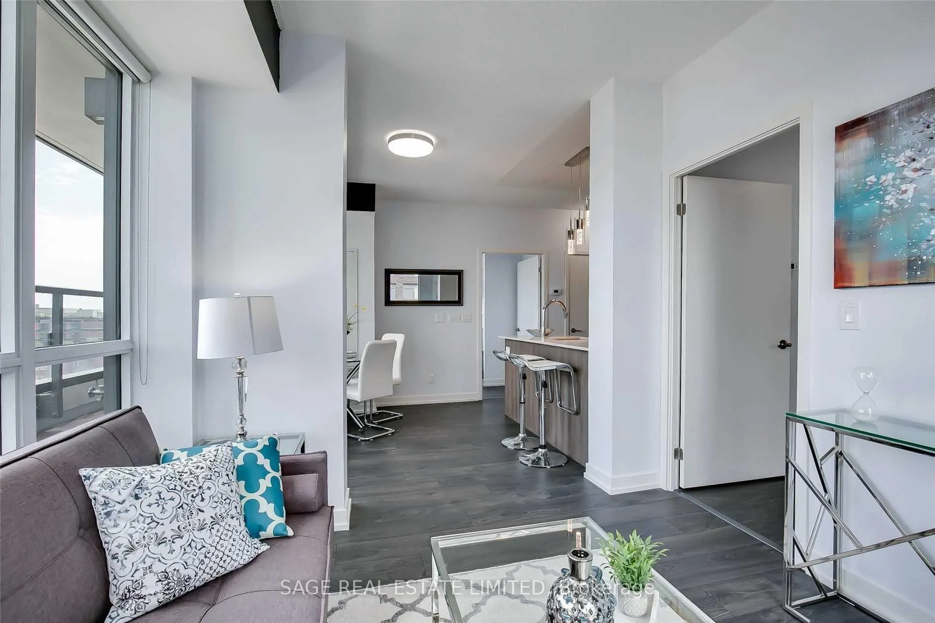 Photo 5 of Unit 810, 200 Sackville Street, Toronto, Regent Park — HOMEH