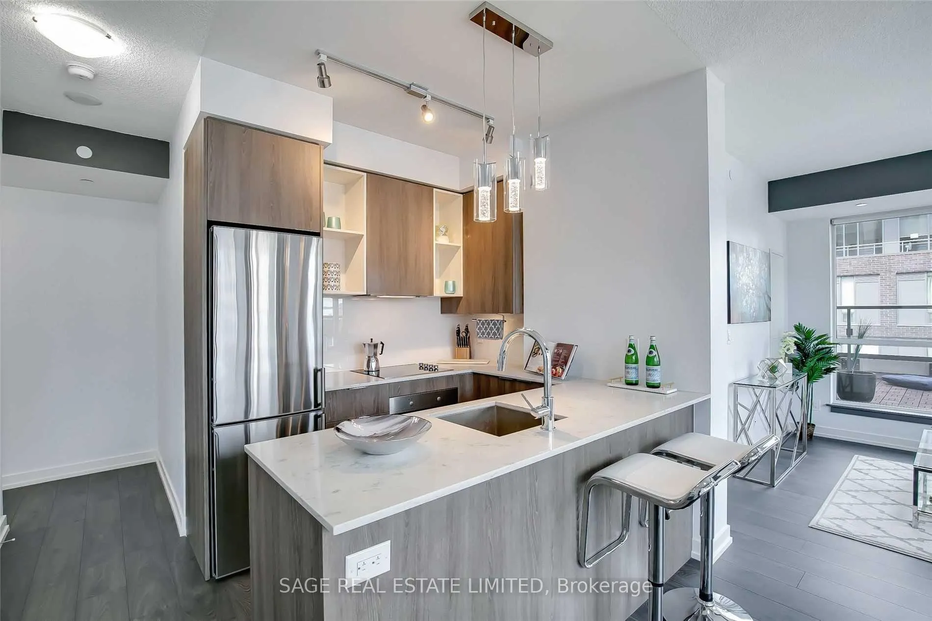Photo 11 of Unit 810, 200 Sackville Street, Toronto, Regent Park — HOMEH
