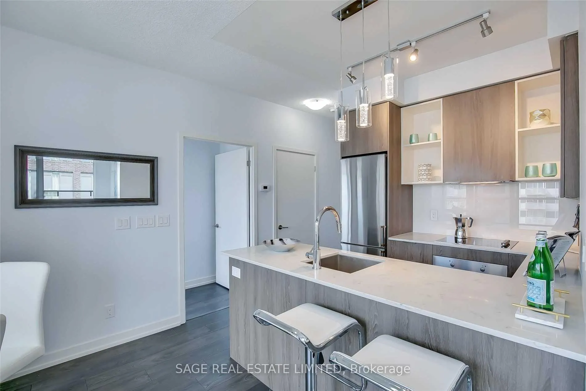 Photo 13 of Unit 810, 200 Sackville Street, Toronto, Regent Park — HOMEH