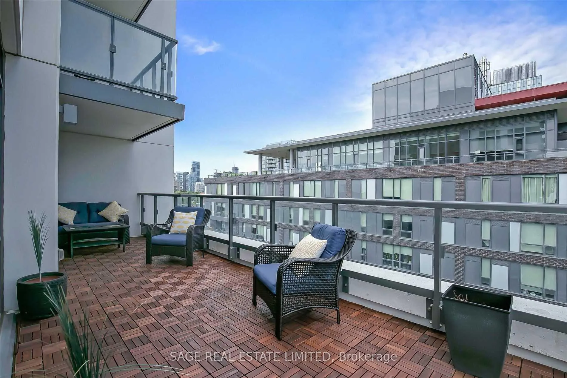 Photo 23 of Unit 810, 200 Sackville Street, Toronto, Regent Park — HOMEH