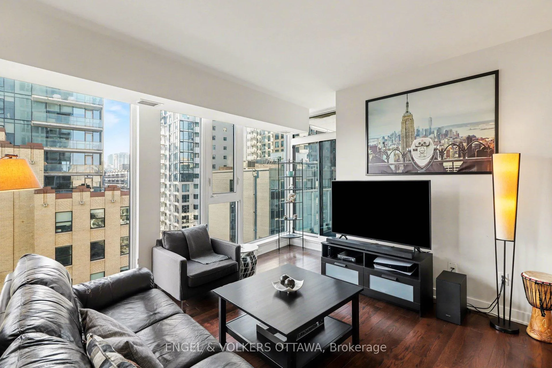 Photo 4 of Unit 701, 179 Metcalfe Street, Ottawa, Ottawa Centre — HOMEH