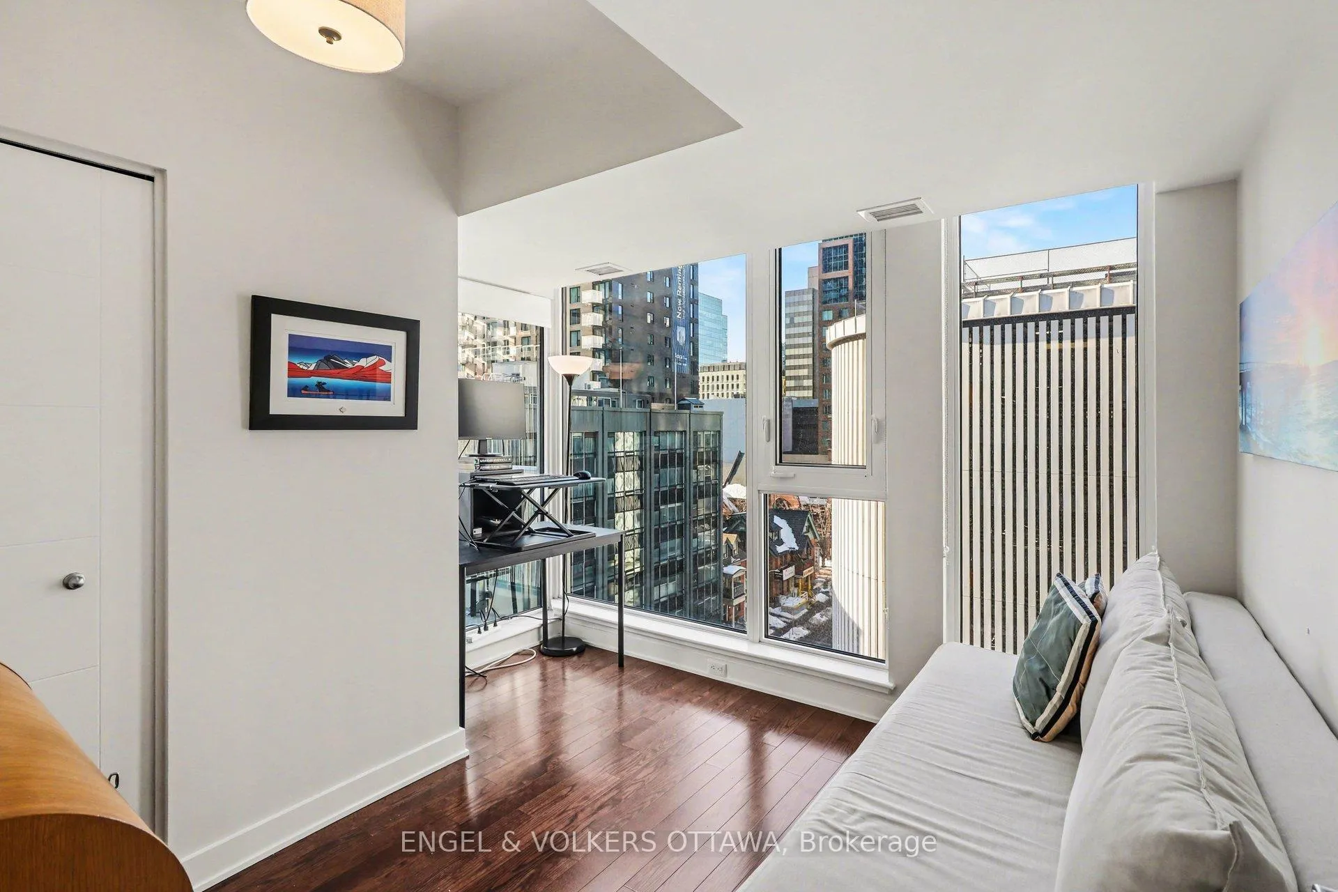 Photo 8 of Unit 701, 179 Metcalfe Street, Ottawa, Ottawa Centre — HOMEH