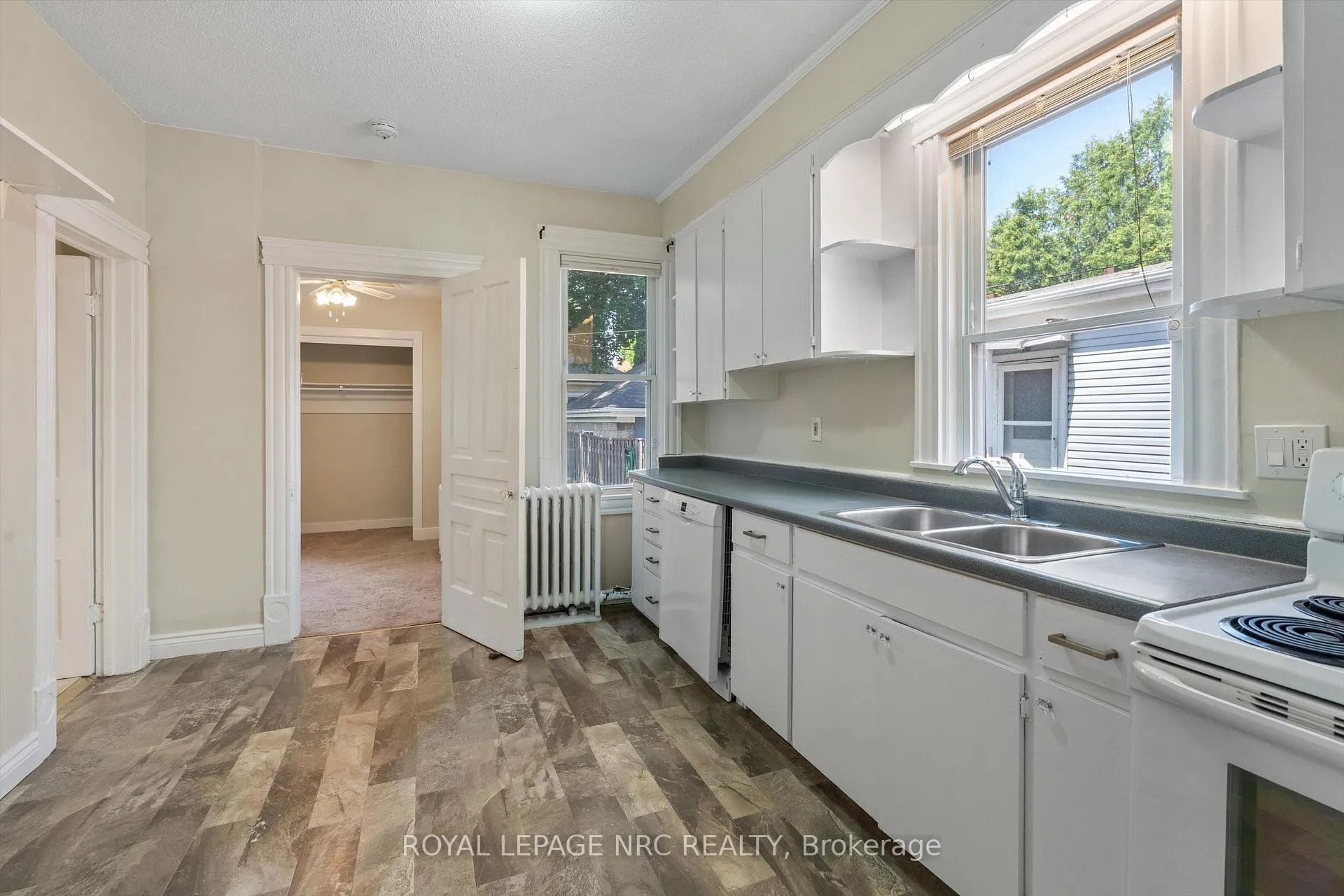Photo 11 of 7 Beecher Street, St. Catharines, Downtown — HOMEH