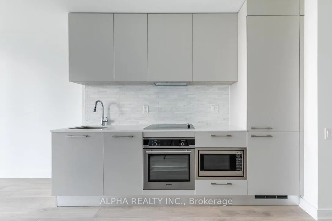 Photo 4 of Unit 2108, 3 Gloucester Street, Toronto, Church-Yonge Corridor — HOMEH