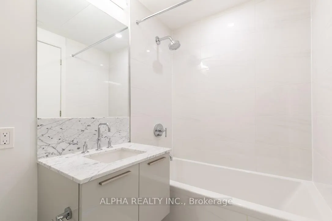 Photo 9 of Unit 2108, 3 Gloucester Street, Toronto, Church-Yonge Corridor — HOMEH