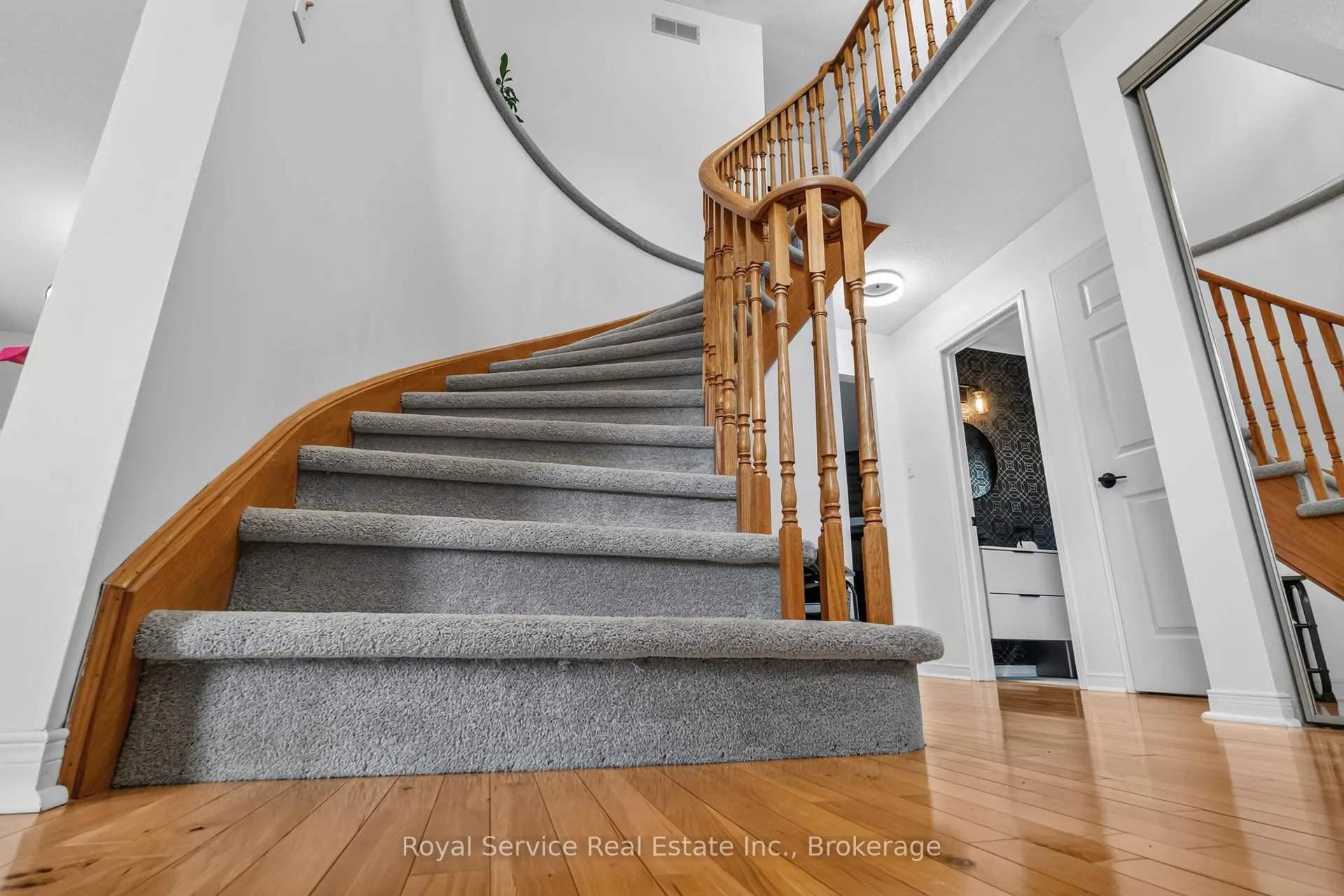 Photo 19 of 56 Stanford Crescent, Clarington, Newcastle — HOMEH