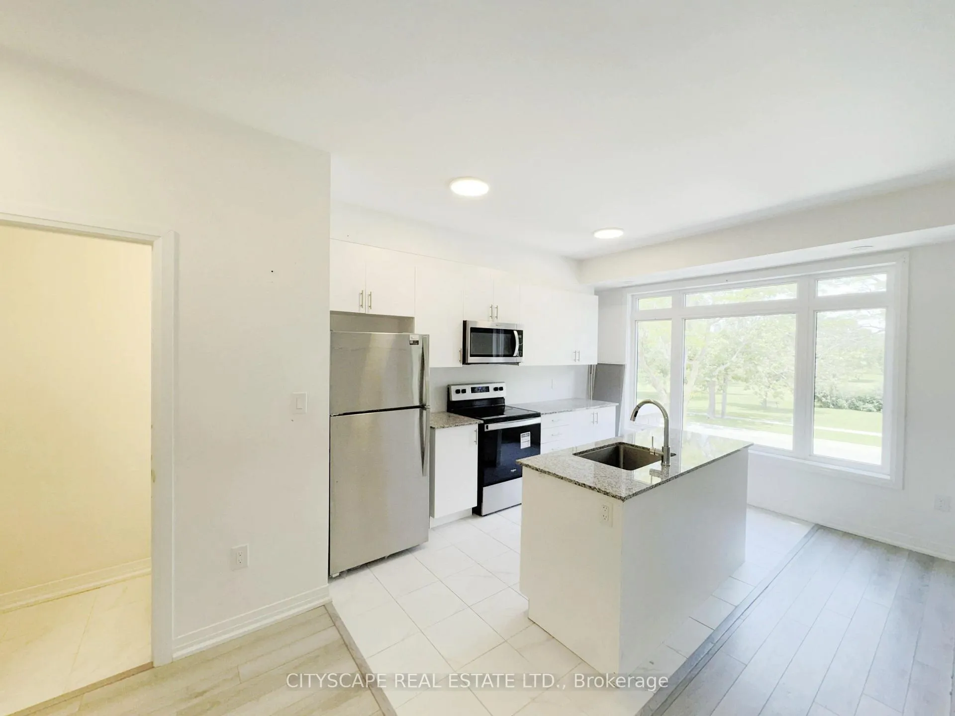 Photo 11 of 34 Sidney Rose Common, St. Catharines, Glendale/Glenridge — HOMEH