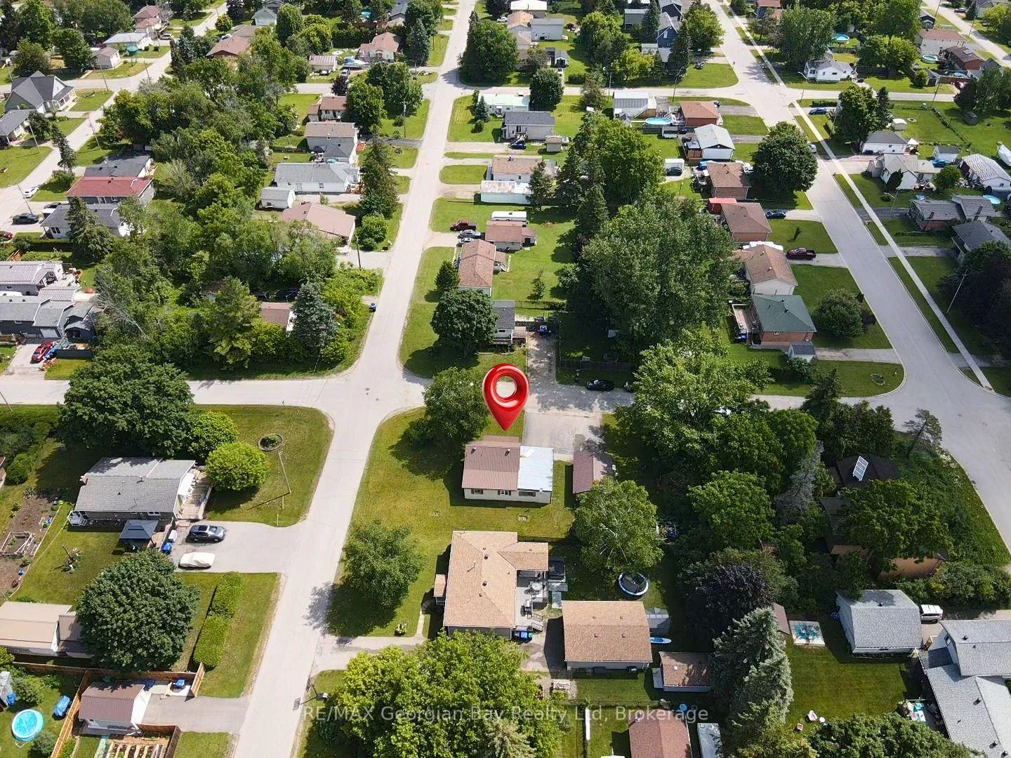Photo 23 of 676 3rd Avenue, Tay, Port McNicoll — HOMEH