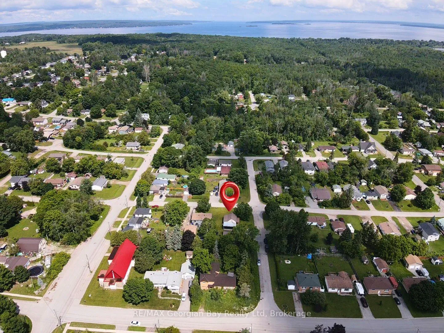 Photo 25 of 676 3rd Avenue, Tay, Port McNicoll — HOMEH