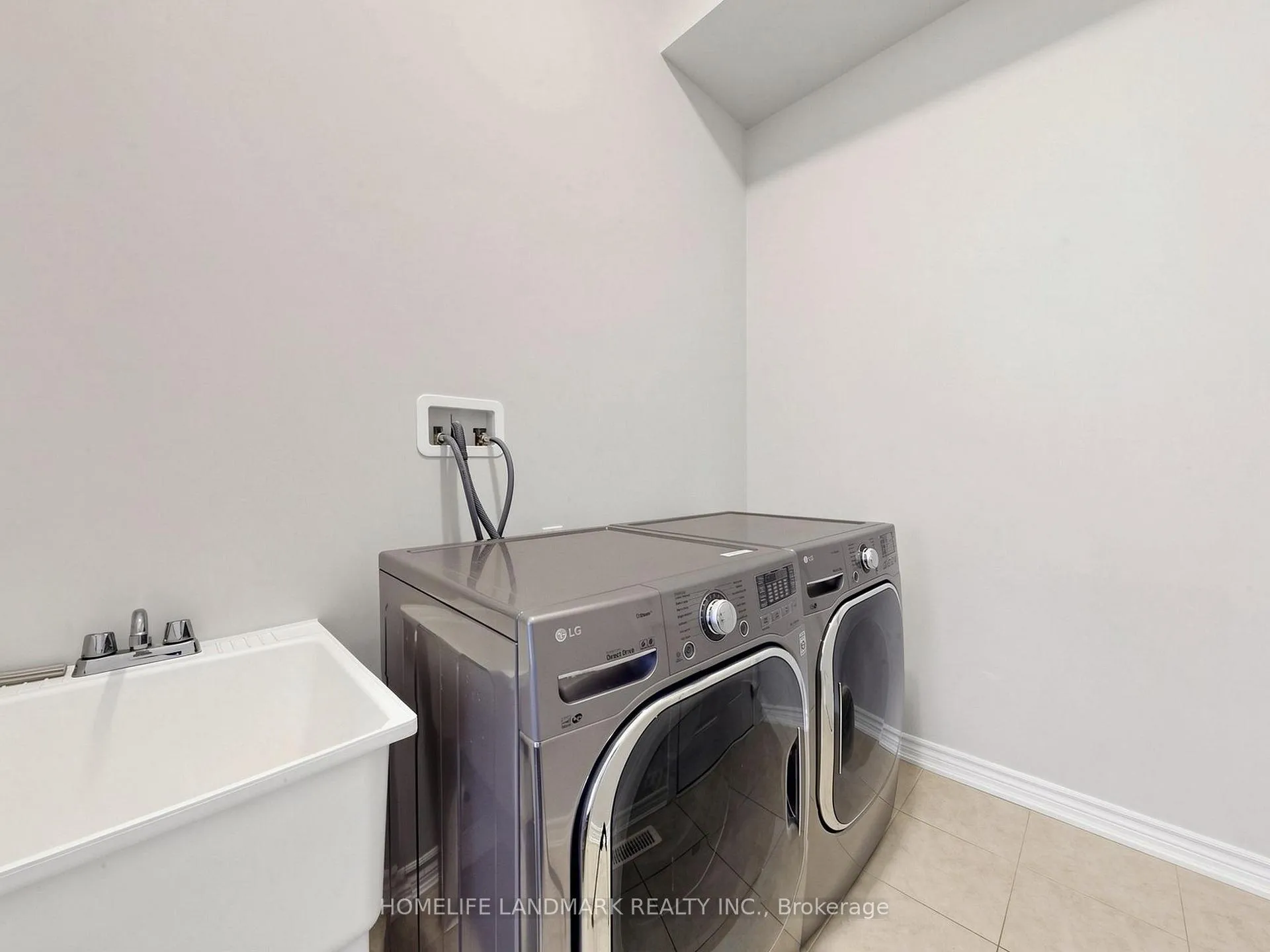 Photo 20 of 2046 Webster Boulevard, Innisfil, Alcona — HOMEH