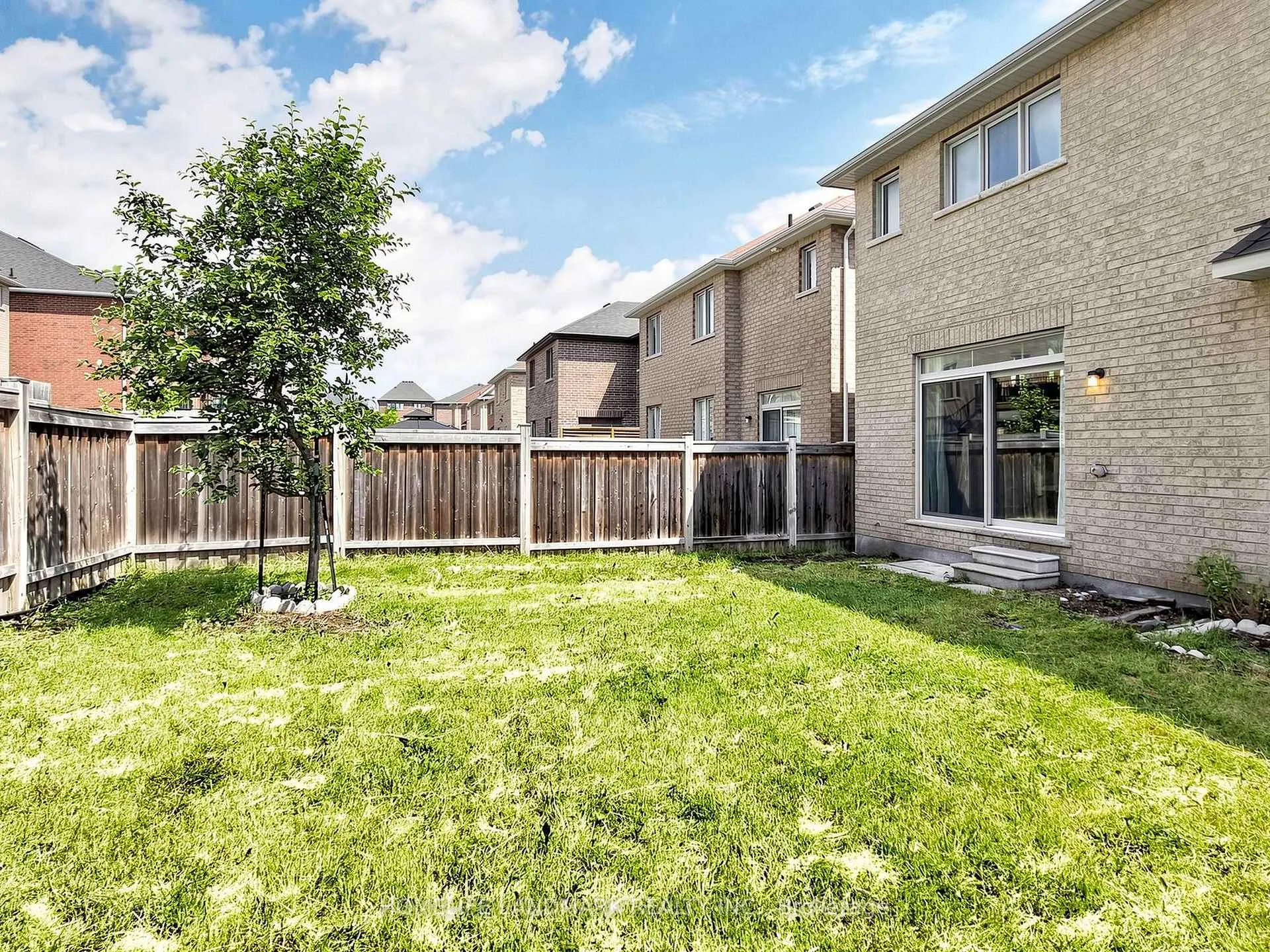 Photo 48 of 2046 Webster Boulevard, Innisfil, Alcona — HOMEH