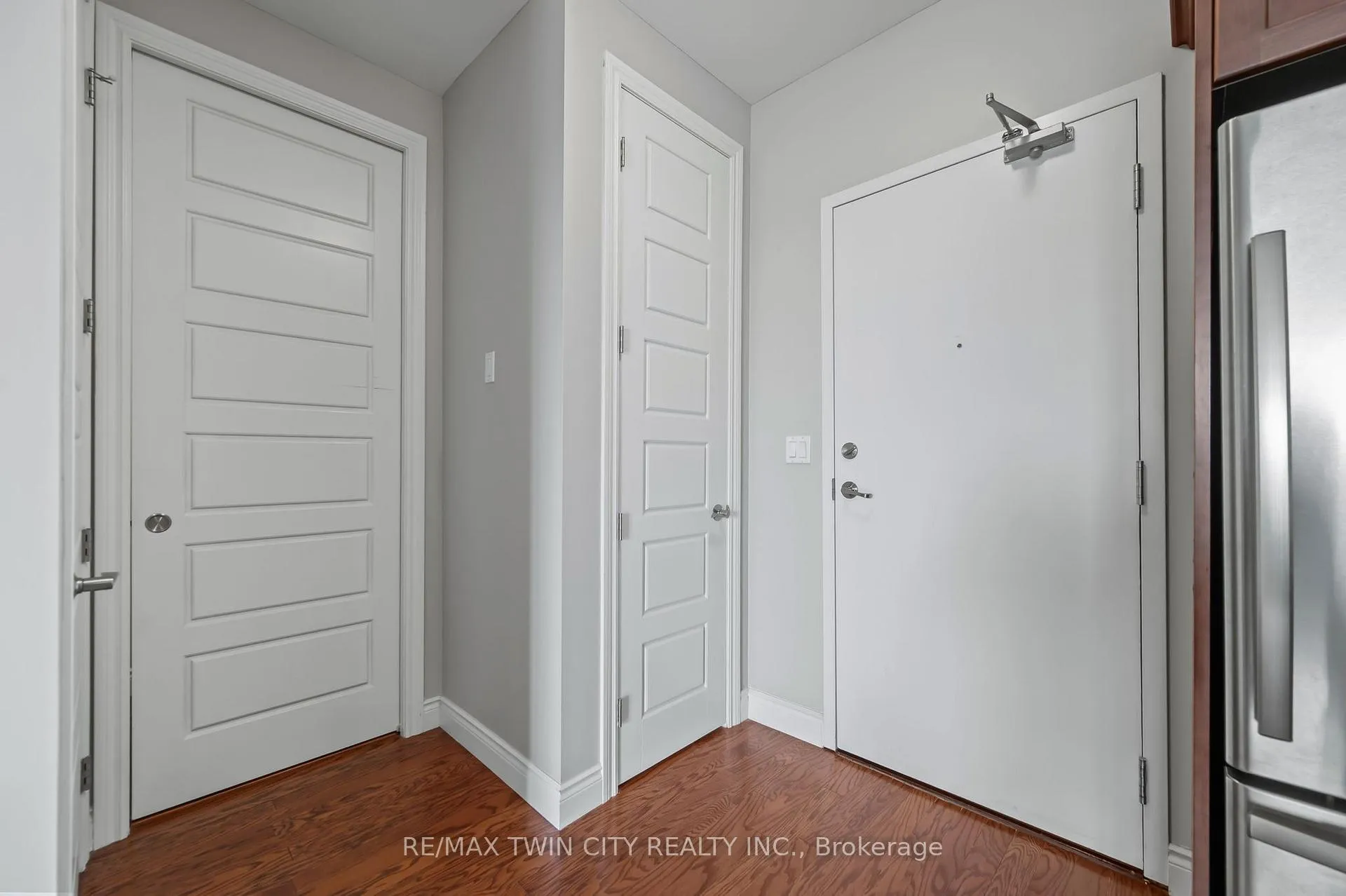 Photo 8 of Unit 704, 223 Erb Street W, Waterloo — HOMEH