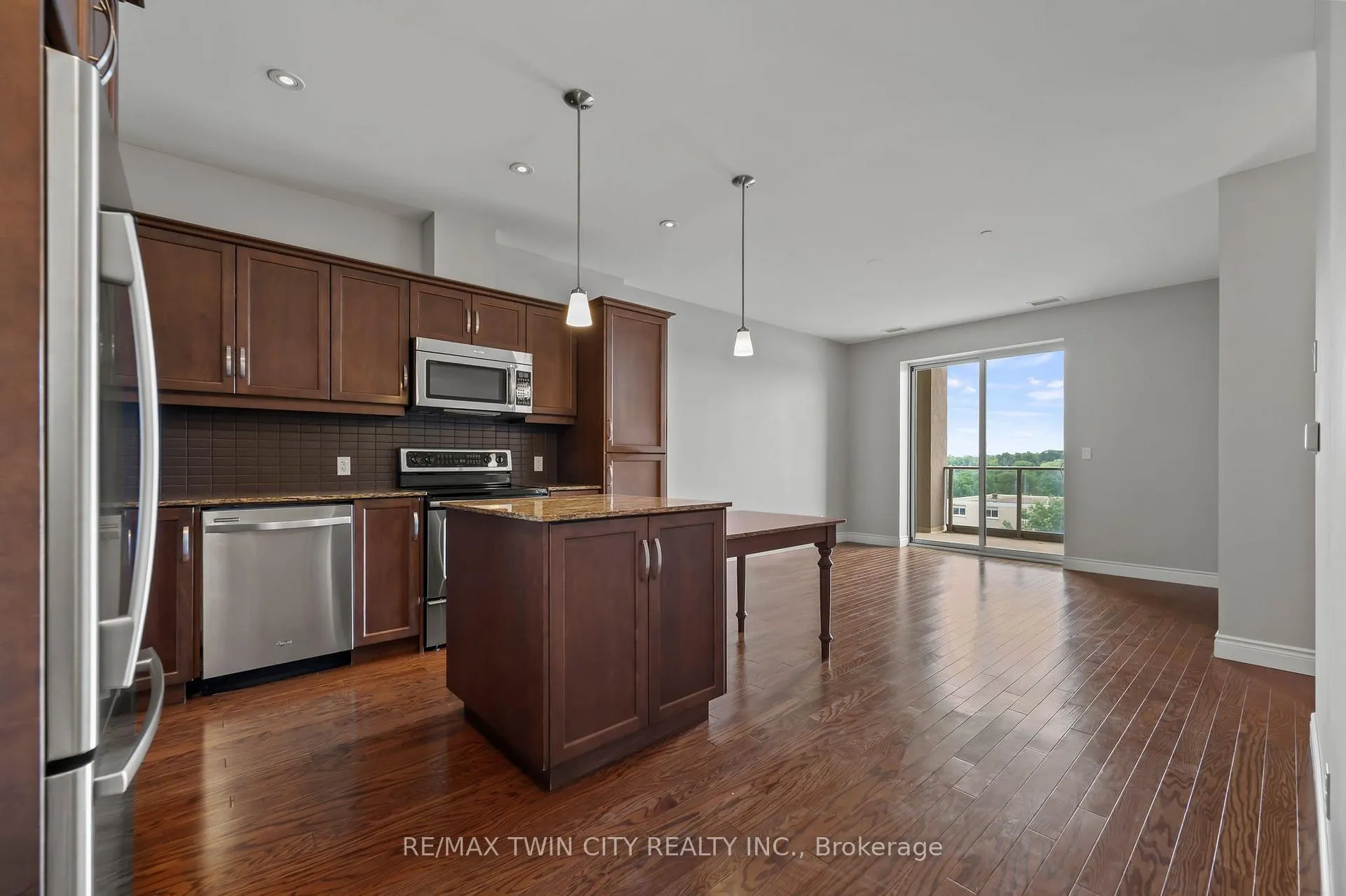 Photo 9 of Unit 704, 223 Erb Street W, Waterloo — HOMEH