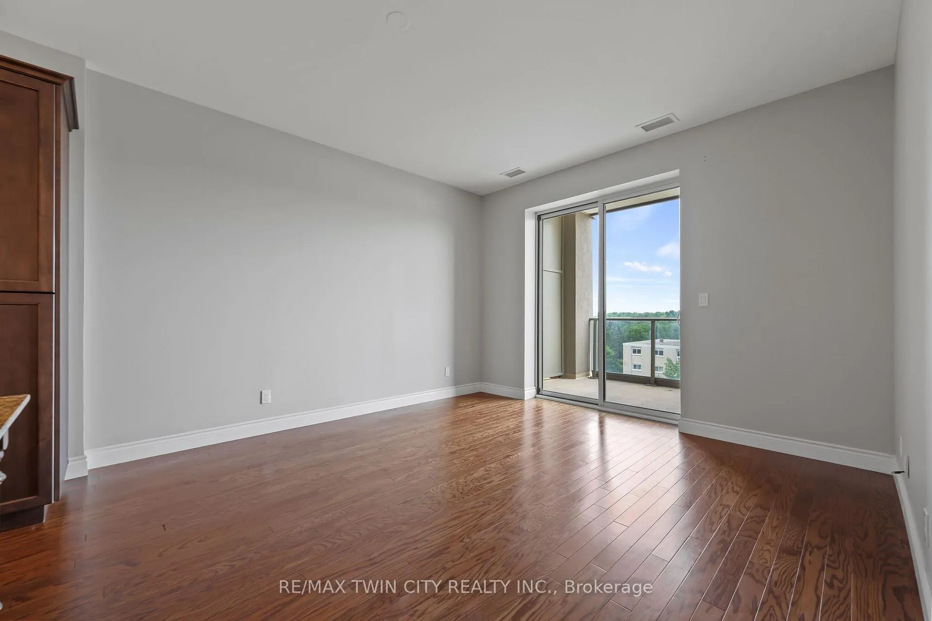 Photo 15 of Unit 704, 223 Erb Street W, Waterloo — HOMEH