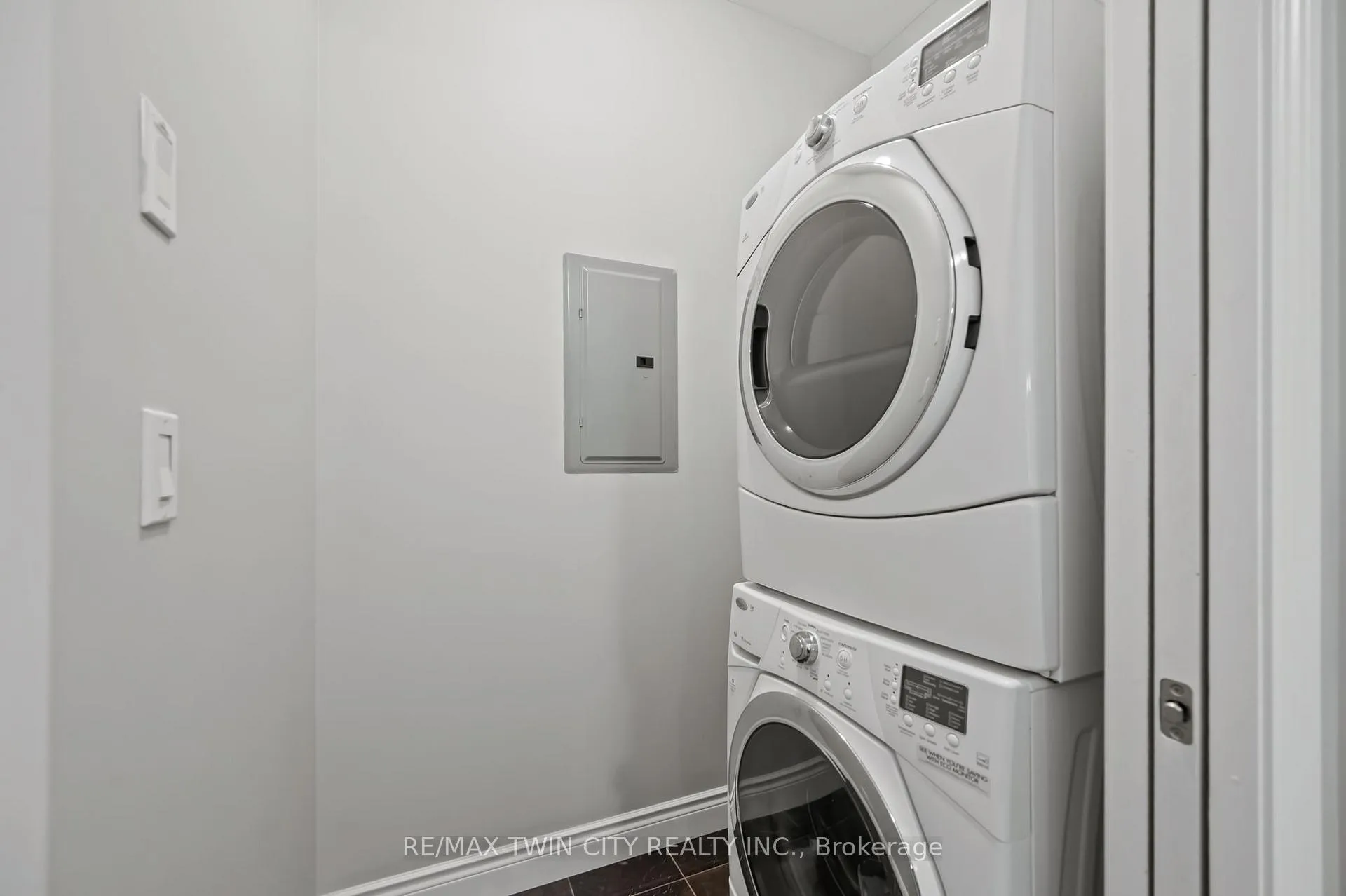 Photo 34 of Unit 704, 223 Erb Street W, Waterloo — HOMEH