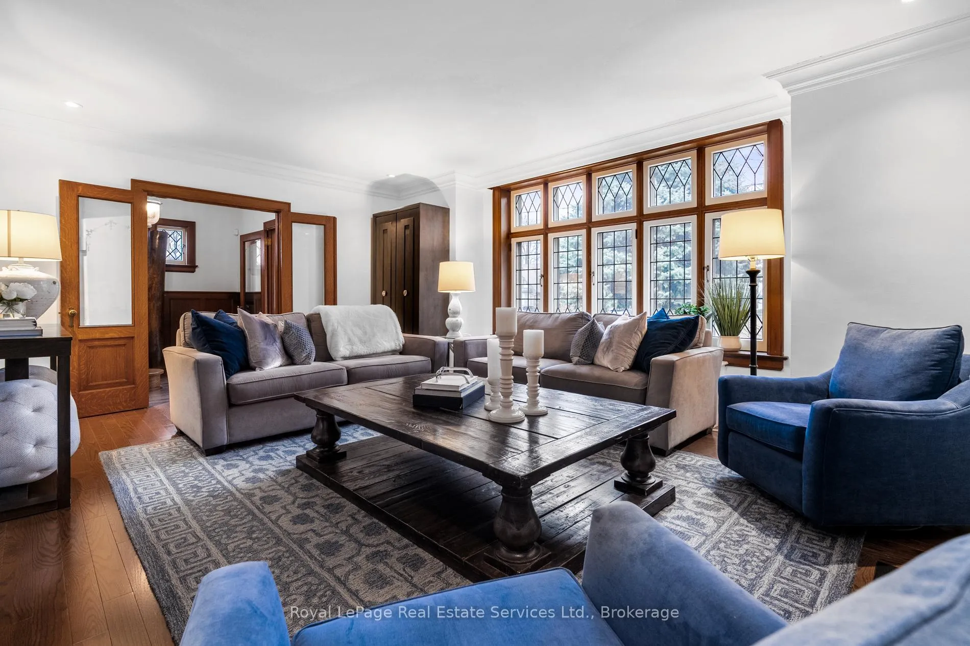 Photo 12 of 28 Thompson Avenue, Etobicoke, Stonegate-Queensway — HOMEH