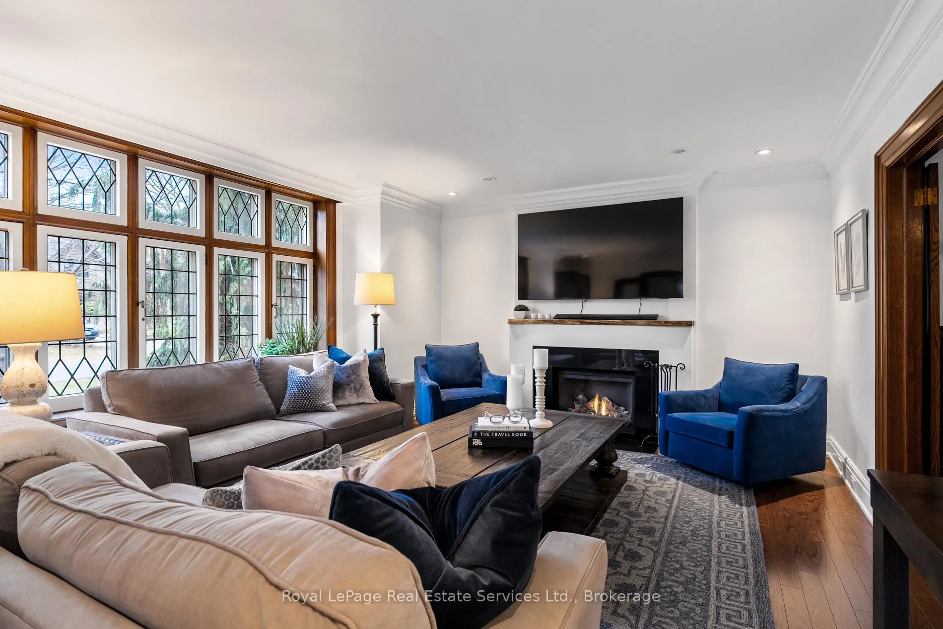 Photo 13 of 28 Thompson Avenue, Etobicoke, Stonegate-Queensway — HOMEH