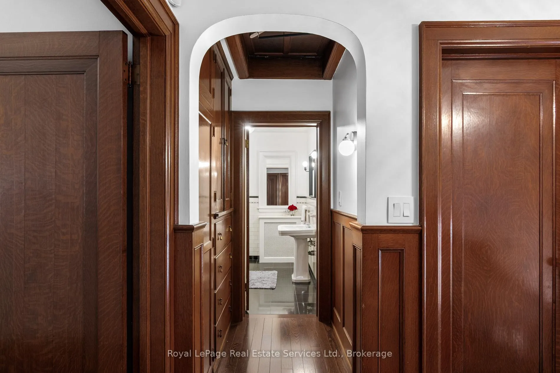 Photo 30 of 28 Thompson Avenue, Etobicoke, Stonegate-Queensway — HOMEH
