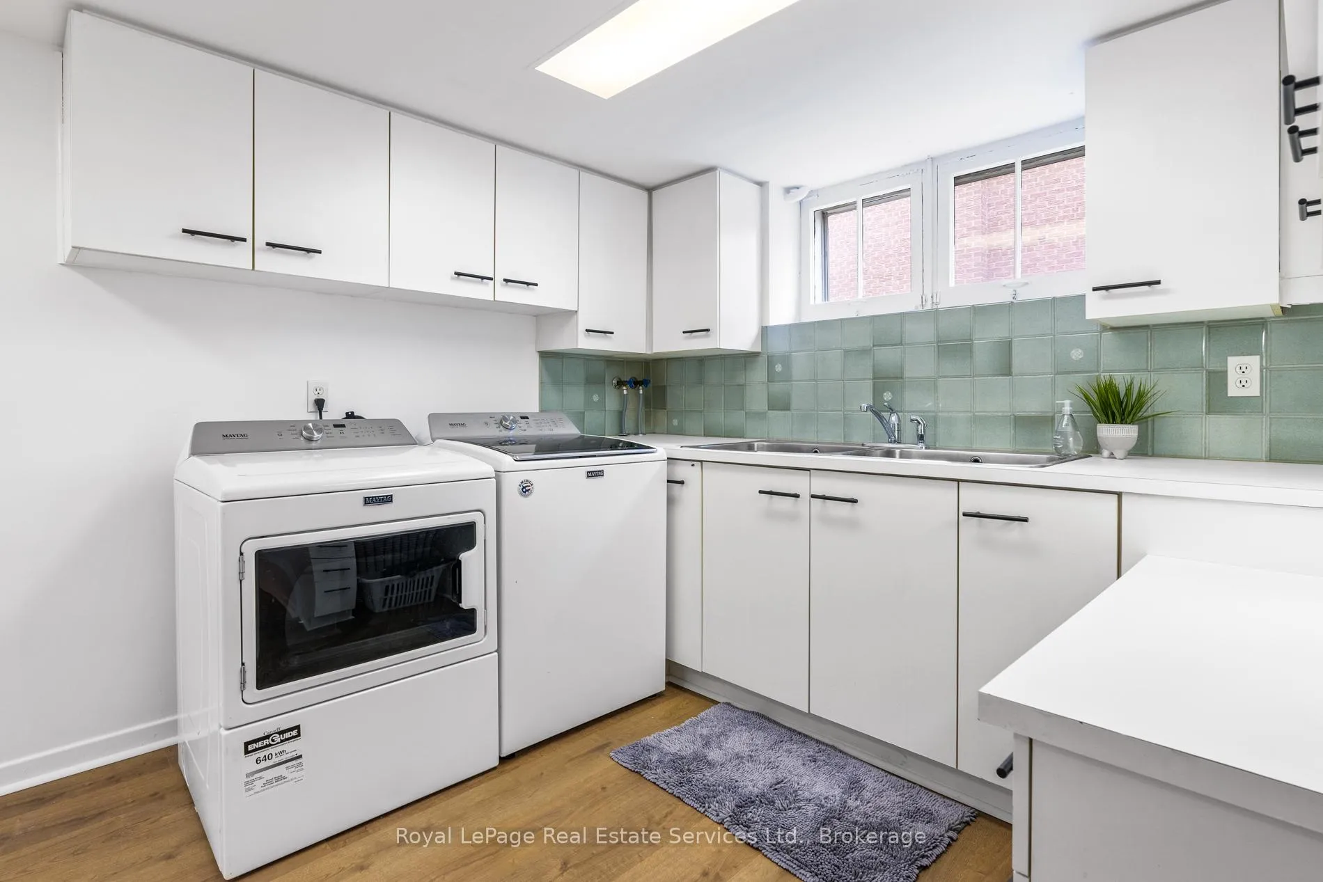 Photo 34 of 28 Thompson Avenue, Etobicoke, Stonegate-Queensway — HOMEH