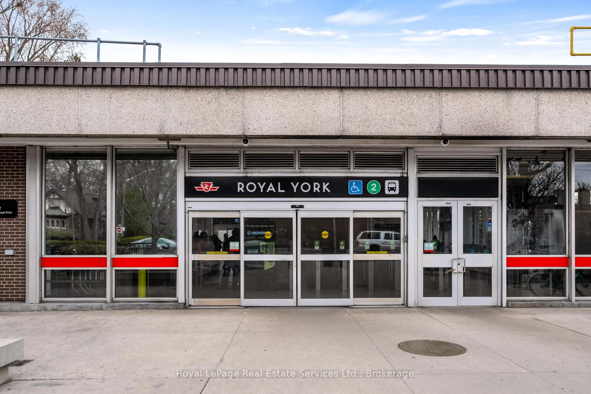Photo 43 of 28 Thompson Avenue, Etobicoke, Stonegate-Queensway — HOMEH