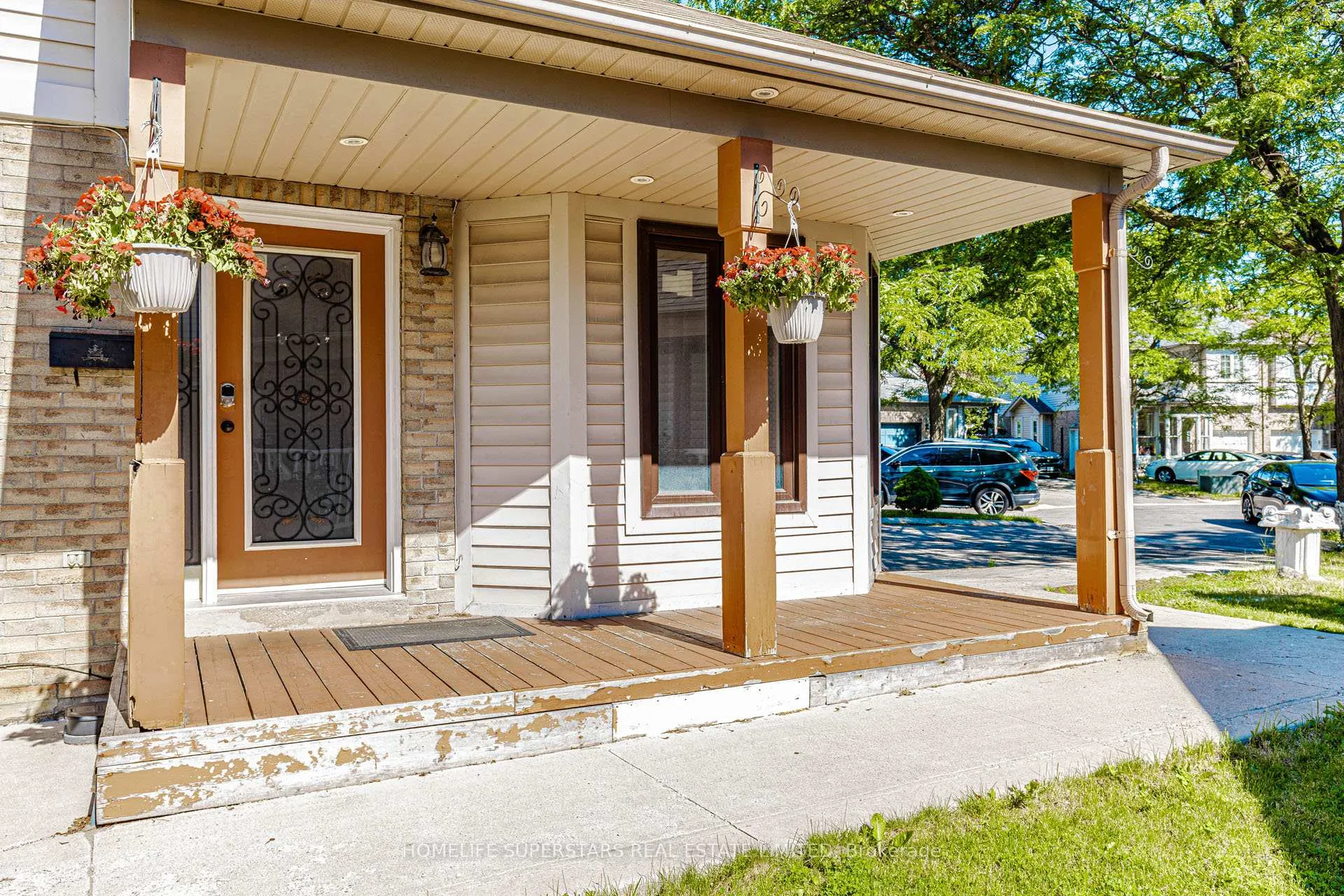 Photo 8 of 26 Amazon Court, Brampton, Sandringham-Wellington — HOMEH