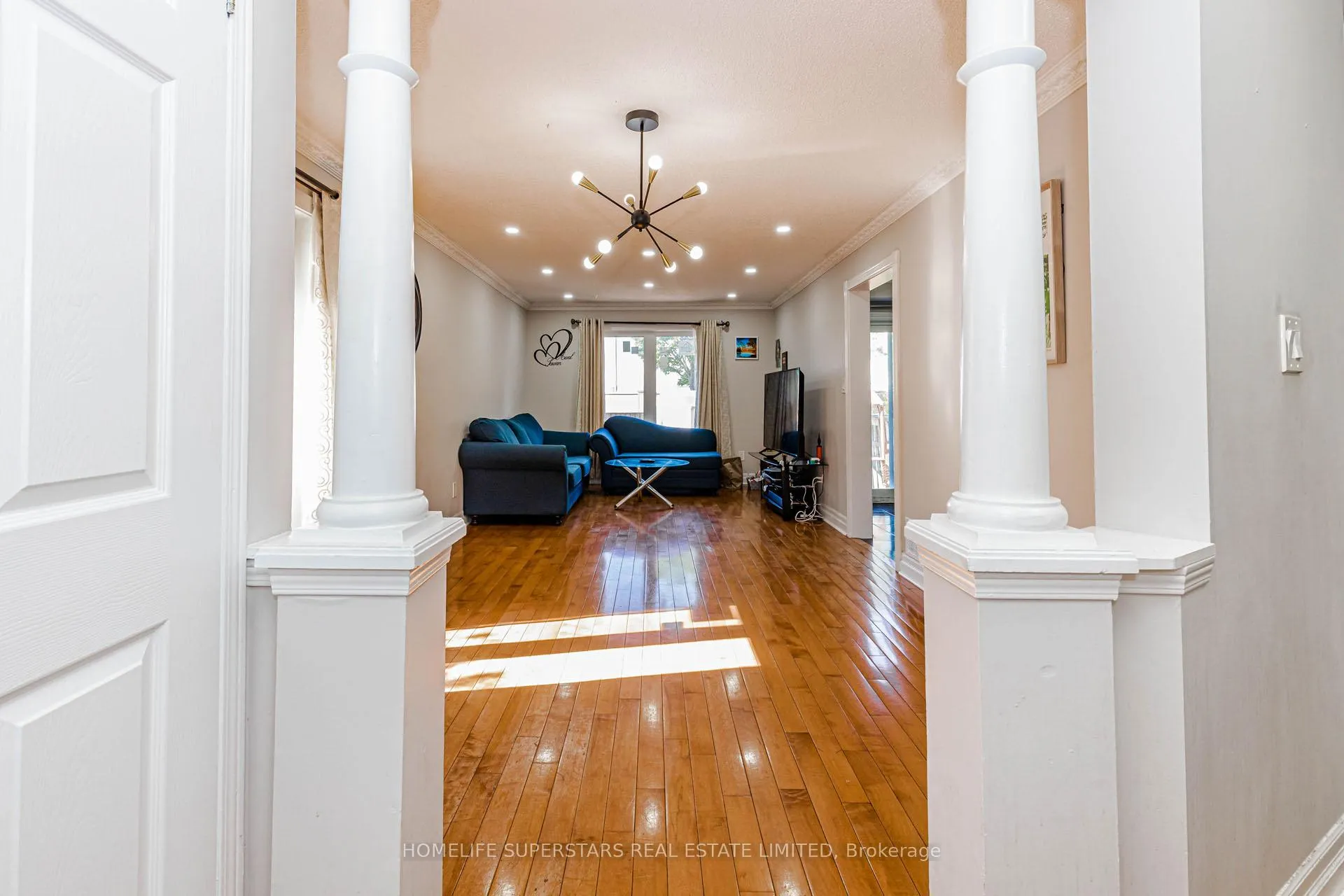 Photo 12 of 26 Amazon Court, Brampton, Sandringham-Wellington — HOMEH