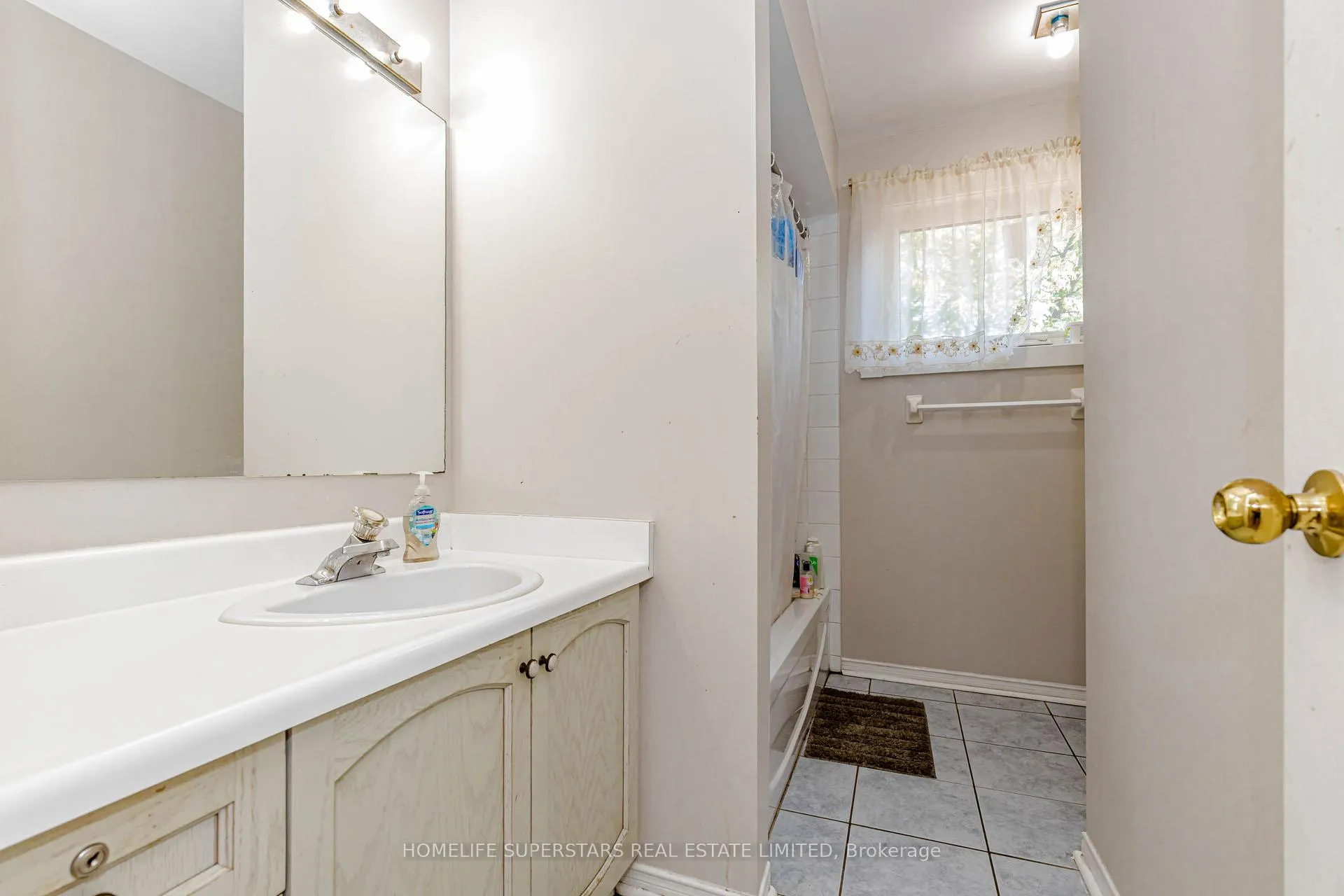 Photo 35 of 26 Amazon Court, Brampton, Sandringham-Wellington — HOMEH