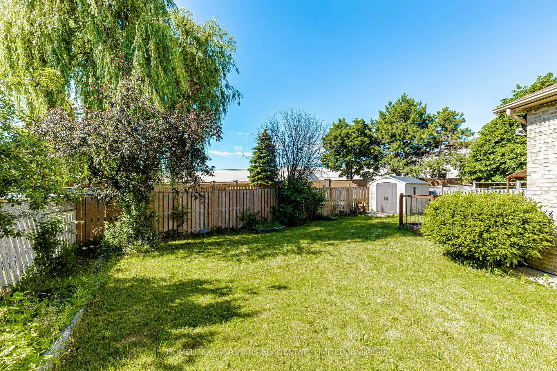 Photo 42 of 26 Amazon Court, Brampton, Sandringham-Wellington — HOMEH