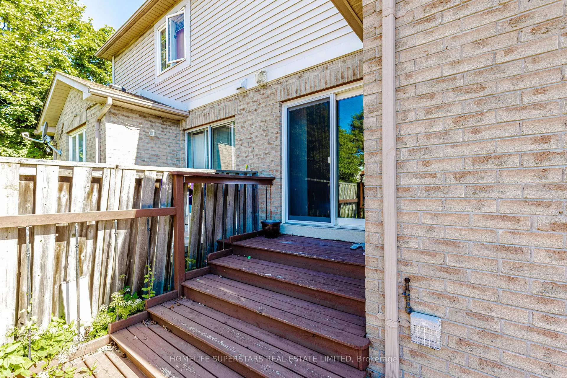Photo 47 of 26 Amazon Court, Brampton, Sandringham-Wellington — HOMEH